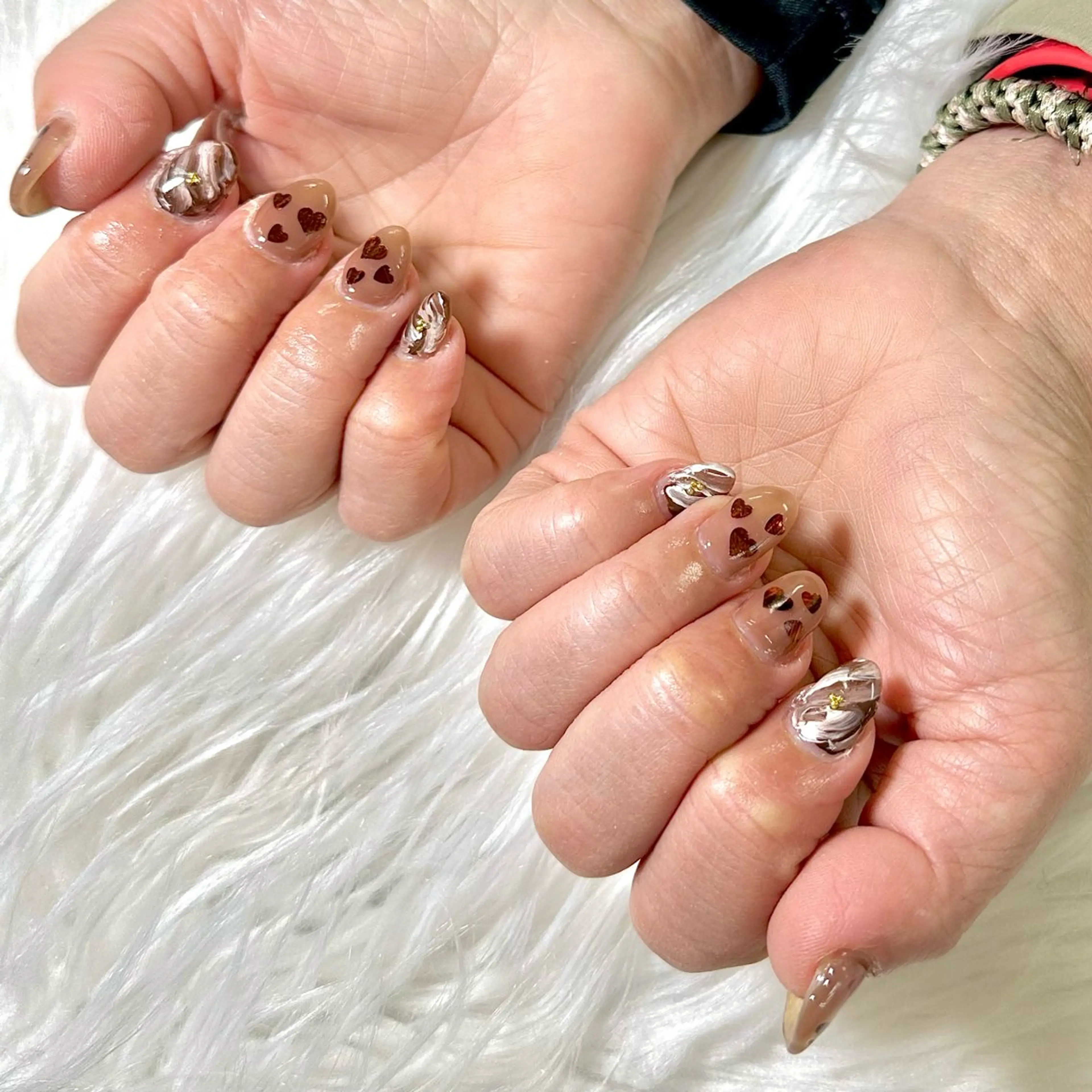 ネイル アートネイル ブラウン ハート ニュアンスネイル バレンタイン ハンドネイル はあとねいる Reinaのネイルデザイン