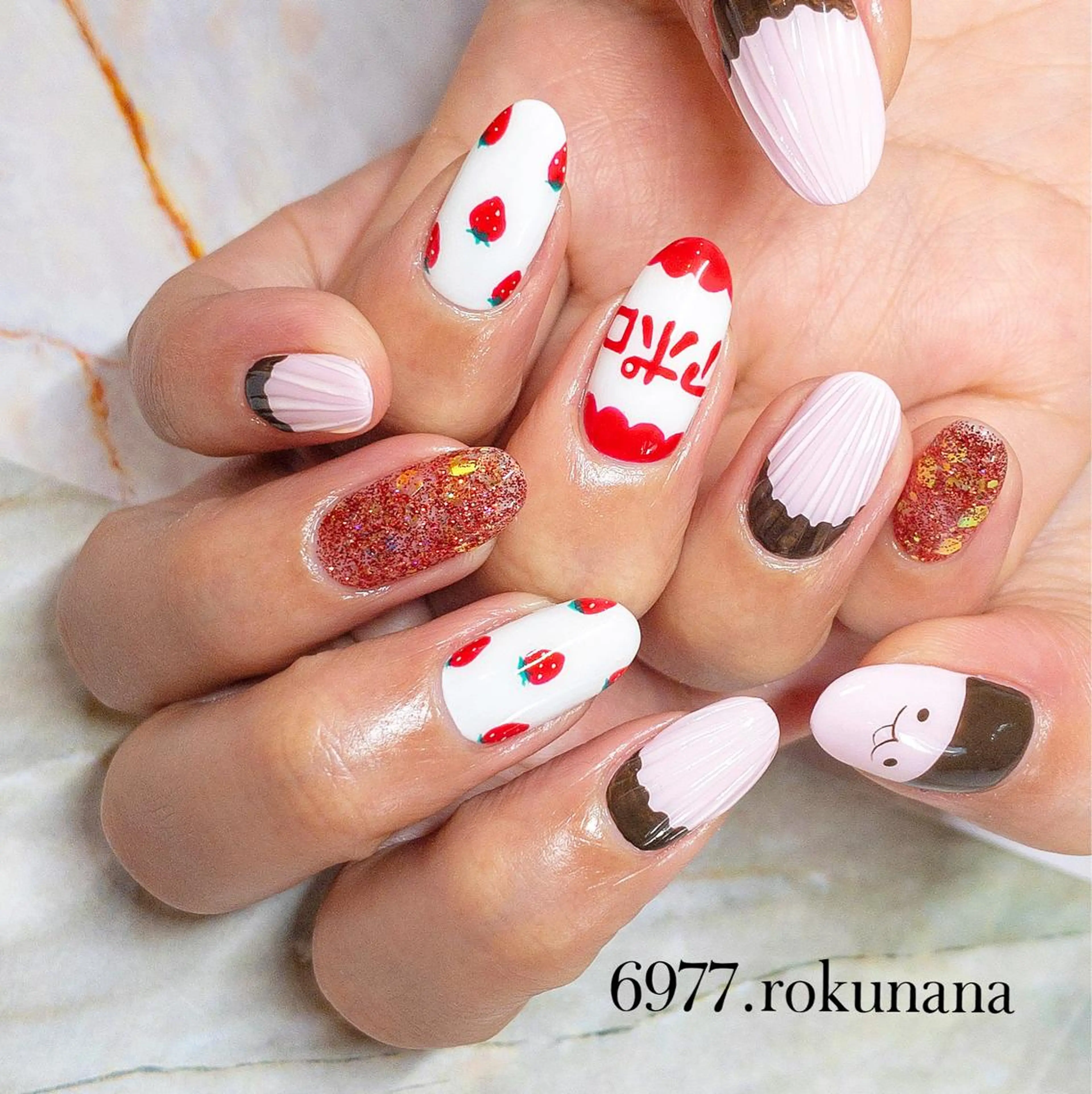 ネイル rokunana 佐野のネイルデザイン