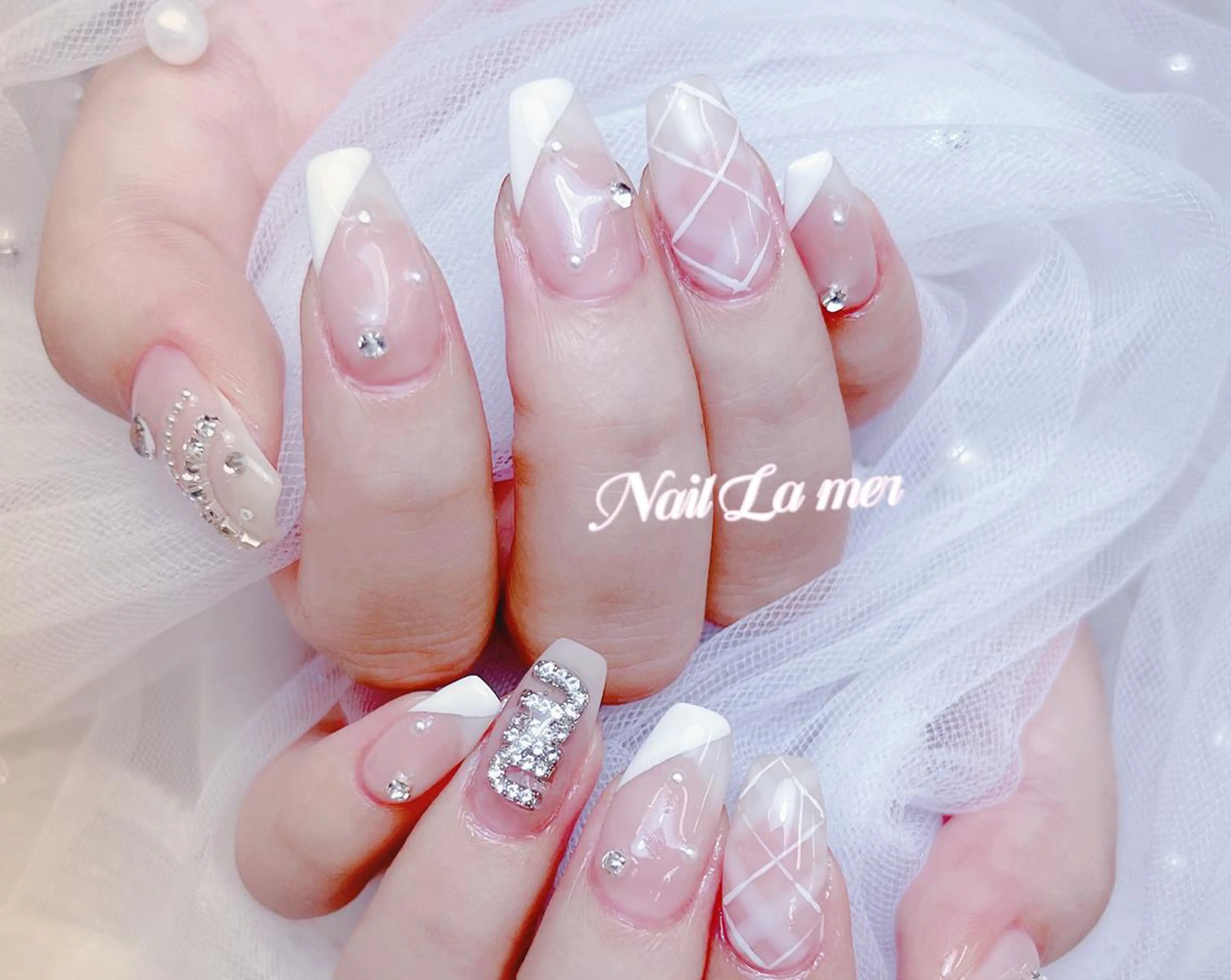 ネイル ✨荒木 🌙のネイルデザイン