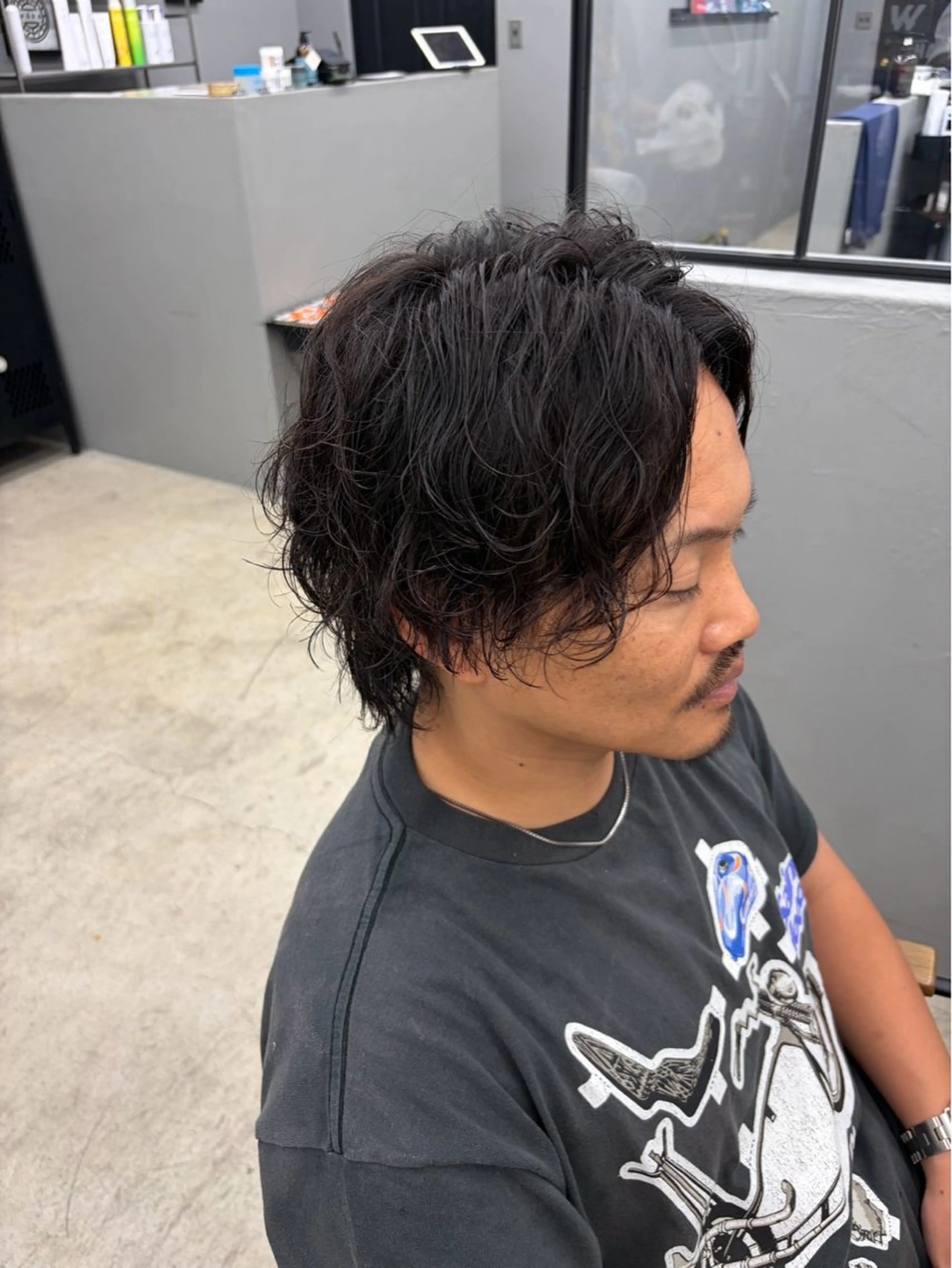 ミディアム パーマ メンズ カット パーマ メンズ専門サロン wokeのヘアスタイル