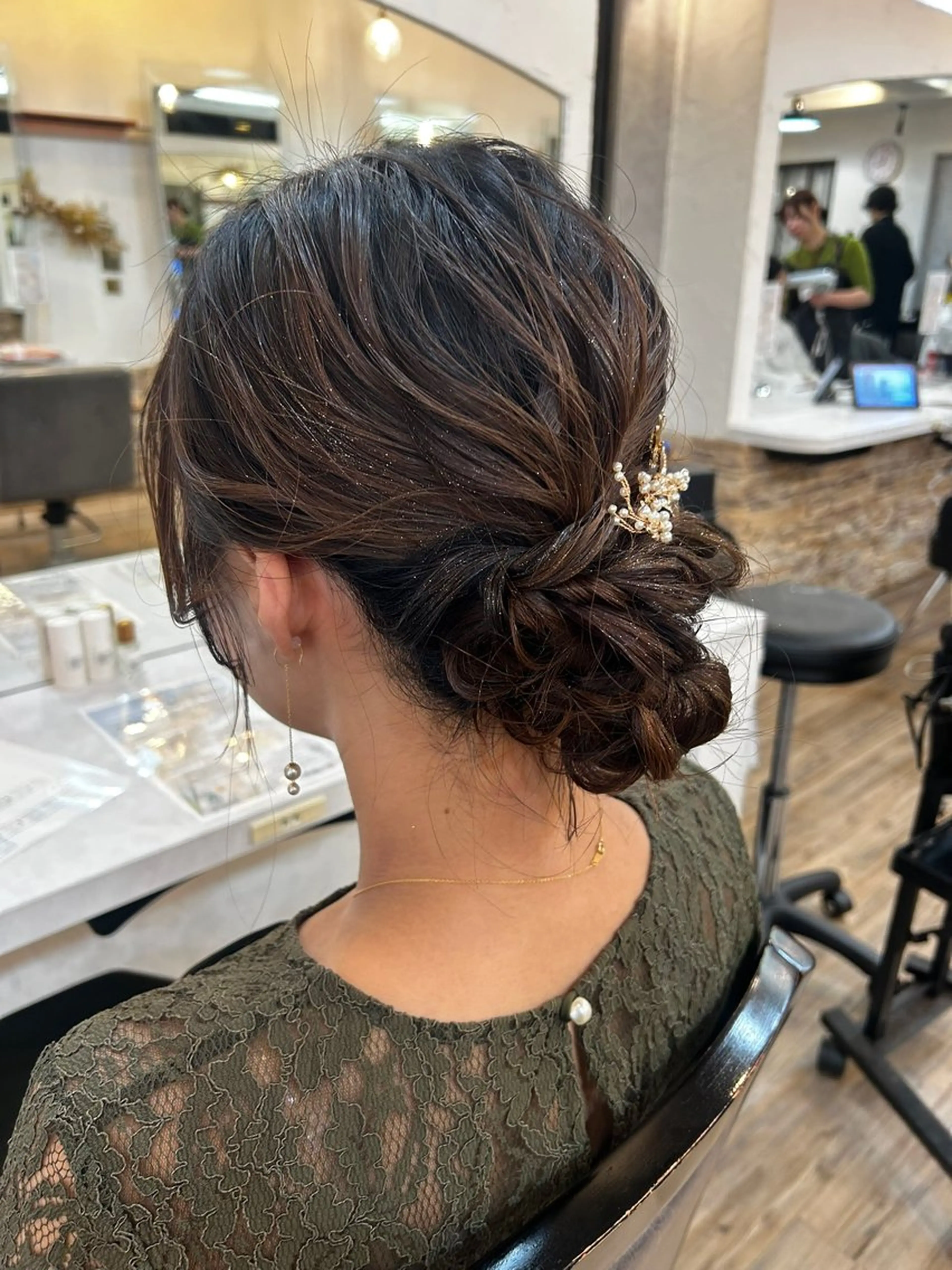 ヘアアレンジ ヘアセット ブリーチ／ヘアセット 🪞🌙minamiのヘアスタイル