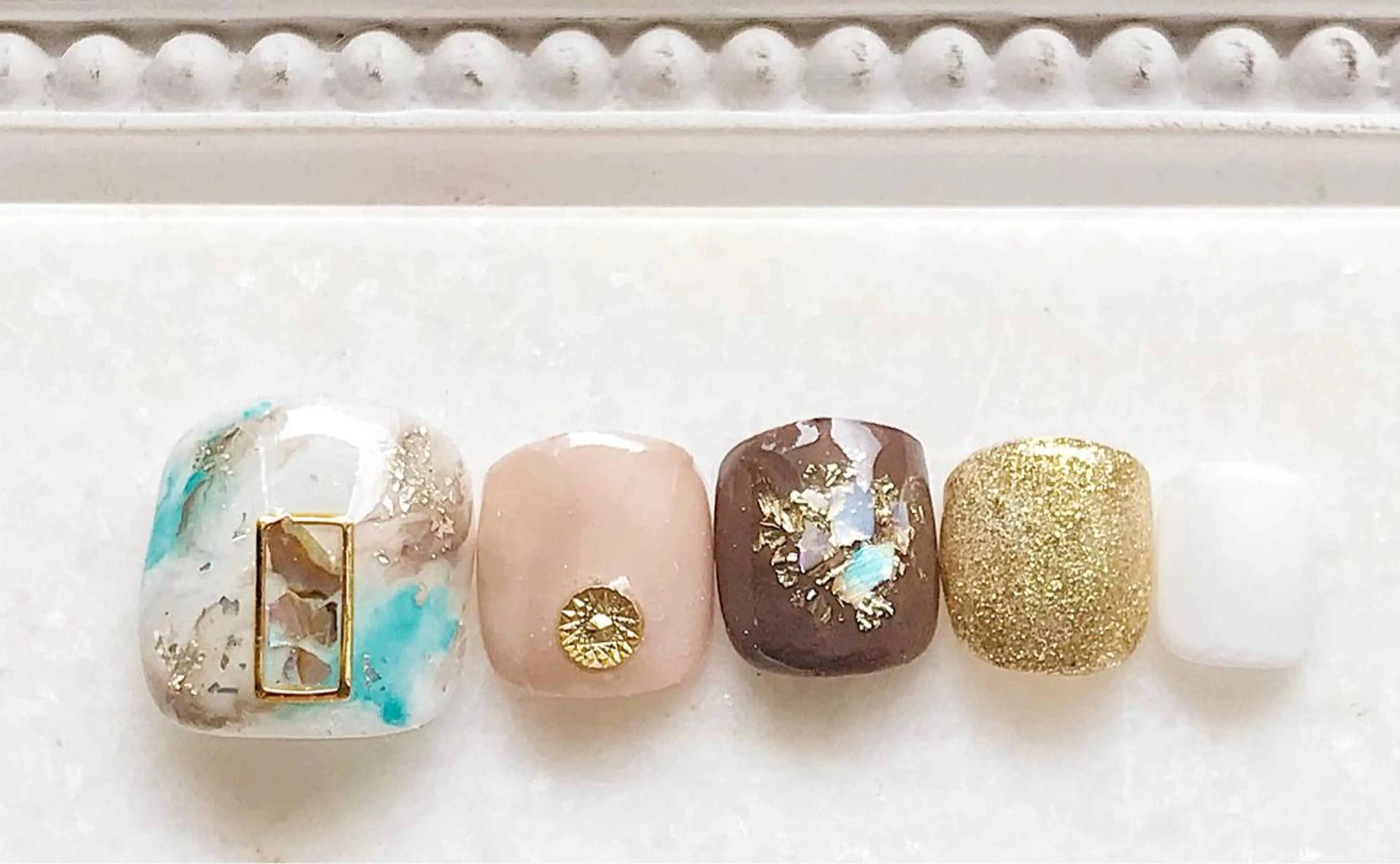 ネイル フットネイル ジェルネイル パラジェル Satomi  のネイルデザイン