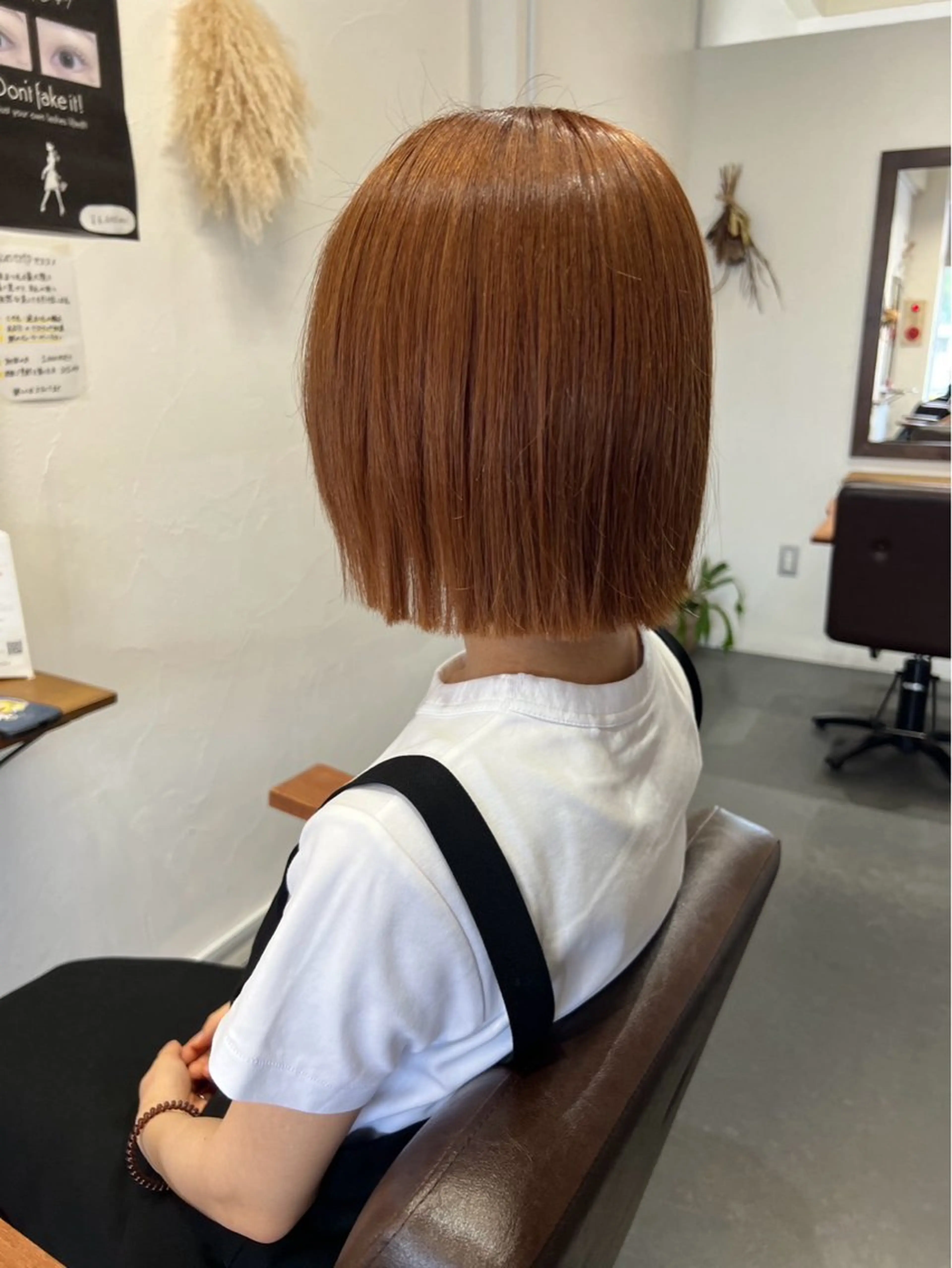 ショート カラー sun trip 荒川のヘアスタイル