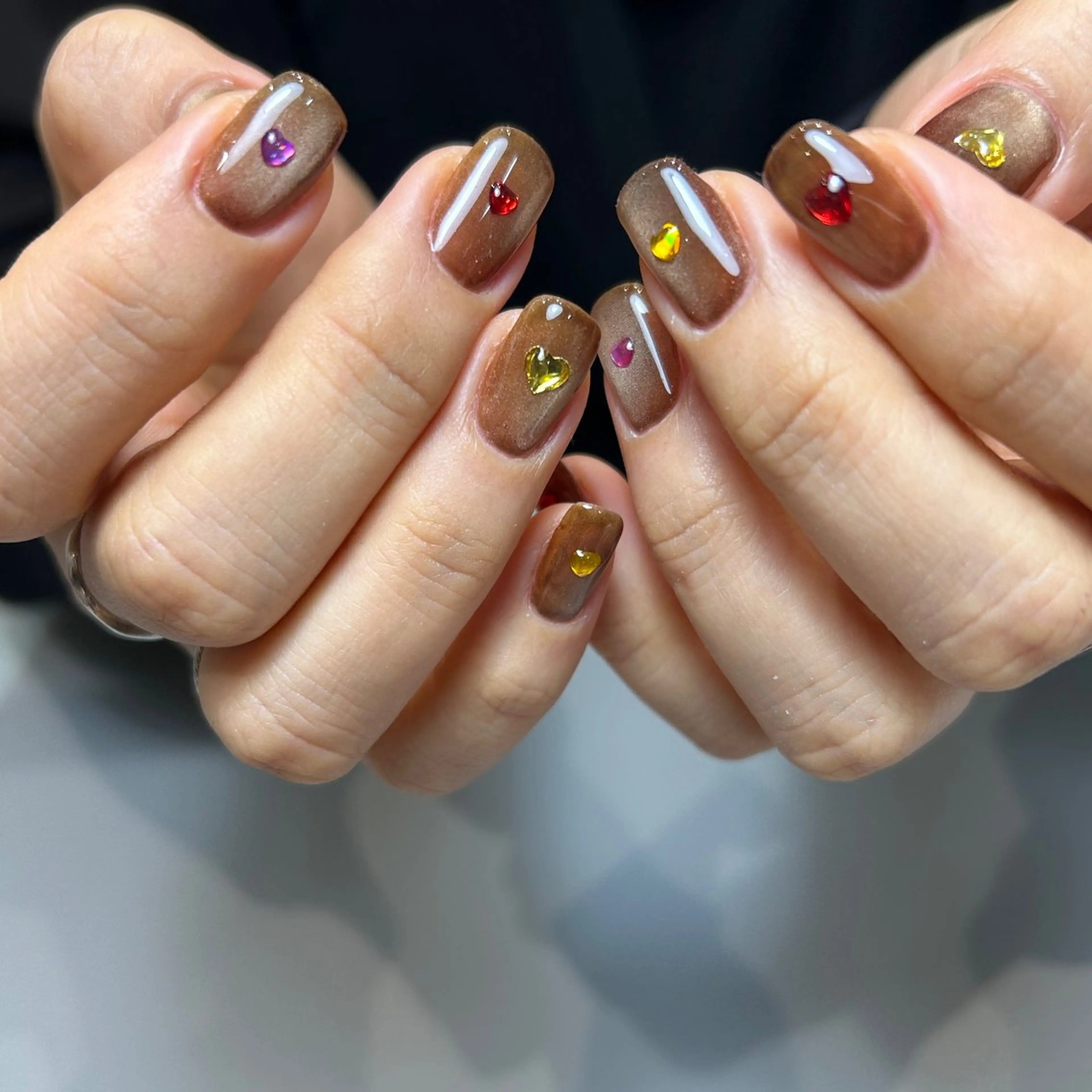 ネイル ハンドネイル NINEnami ニュアンスネイルのネイルデザイン