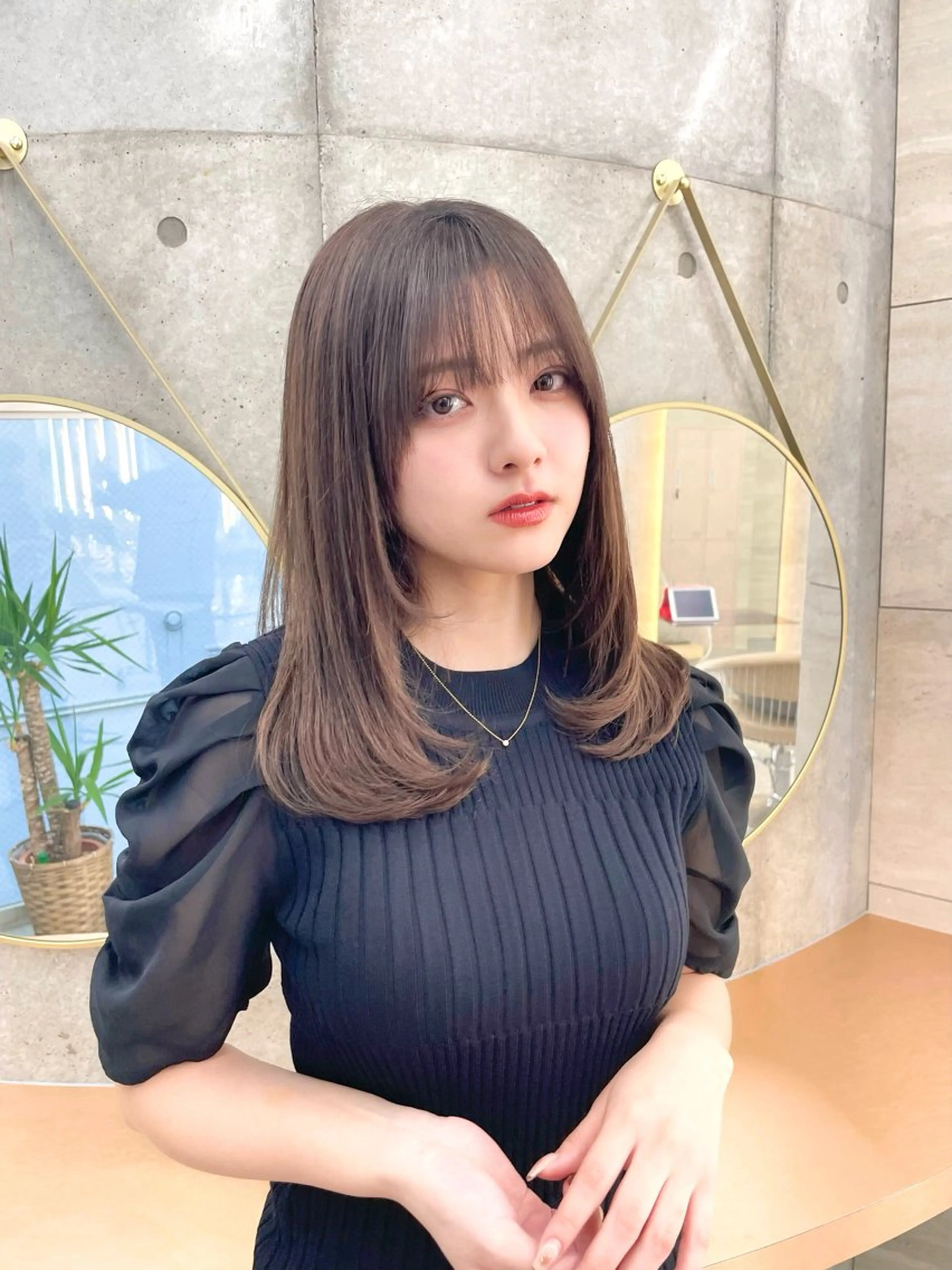 セミロング カラー カット ヘアカラー トリートメント 韓国ヘア🇰🇷 レイヤー/芝春樹のヘアスタイル