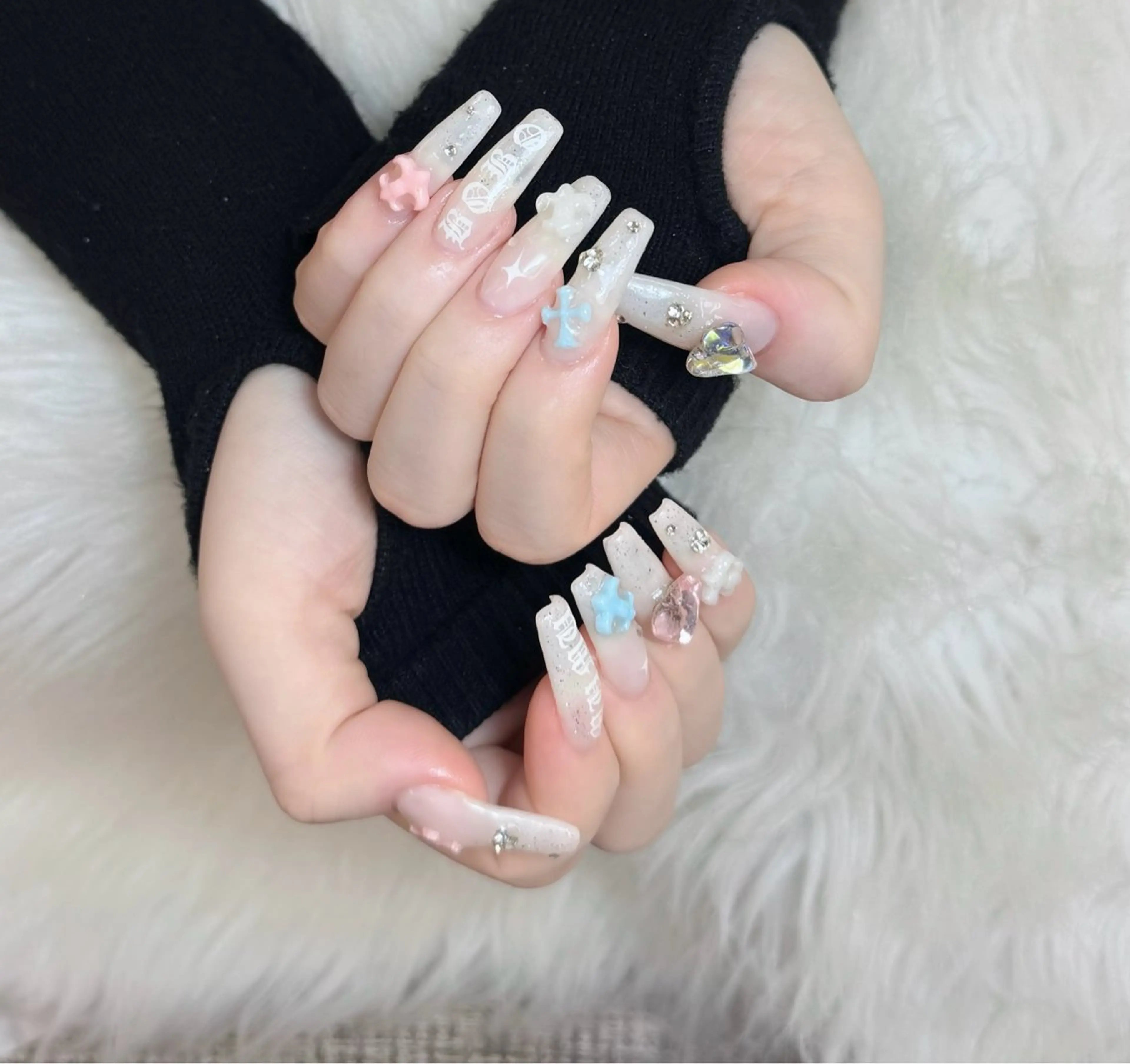 ネイル ジェルネイル 韓国ネイル マグネットネイル ネイルチップ 冬ネイル Lenie Nail Salonのネイルデザイン