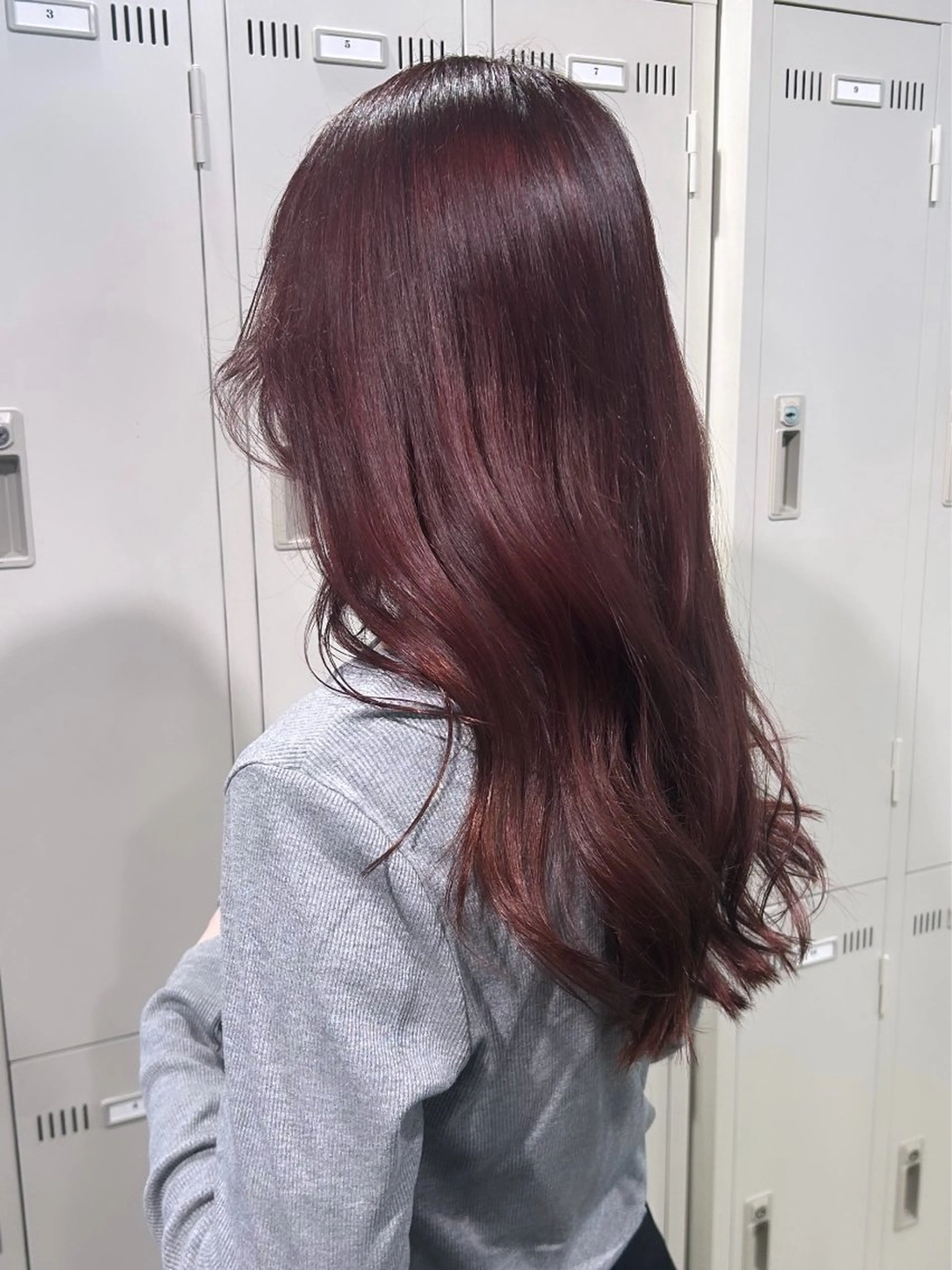 セミロング IS所属・横浜美容室/透明感 カラー/レイヤーのヘアスタイル