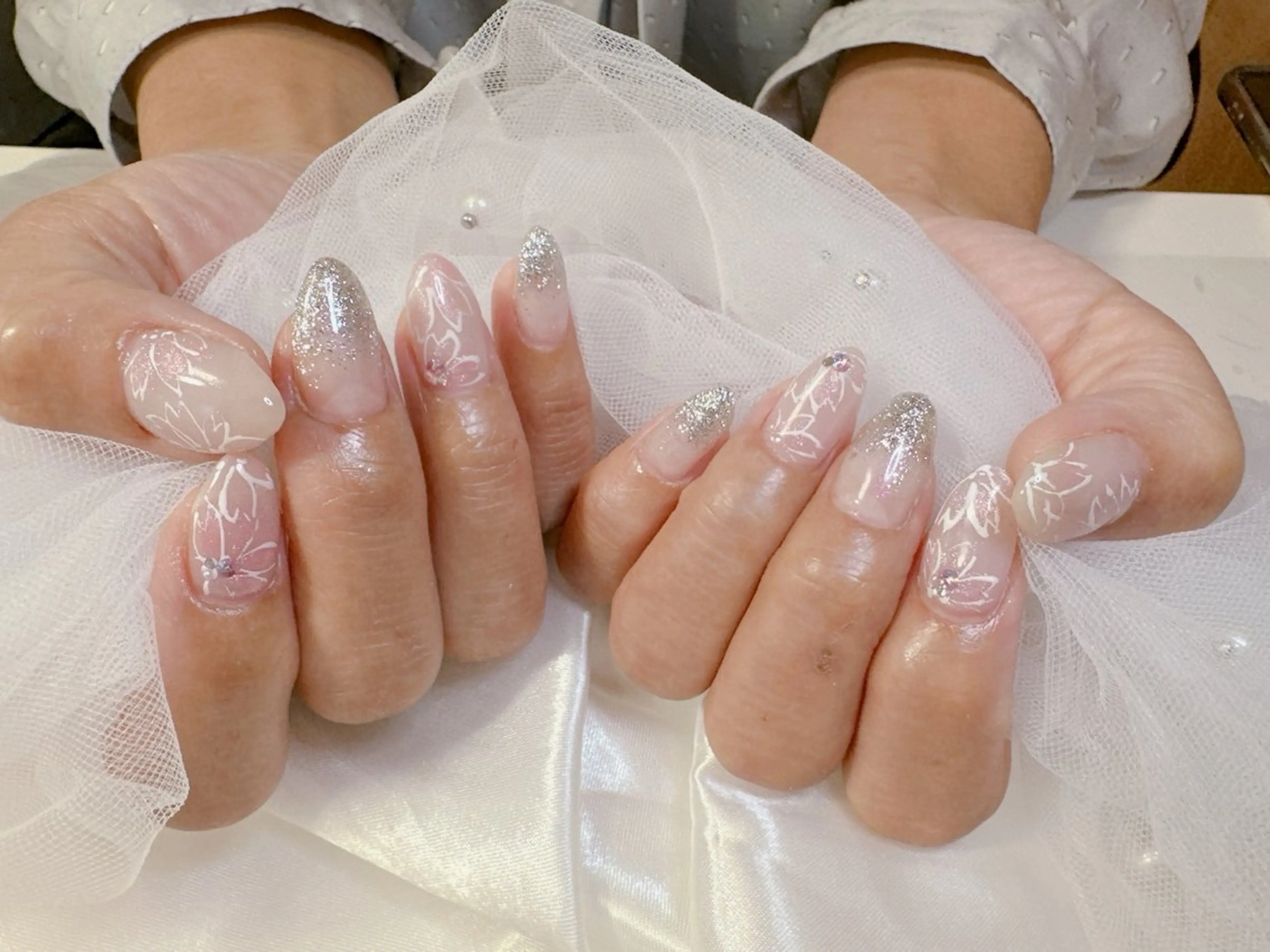 ネイル 高島 夏海のネイルデザイン