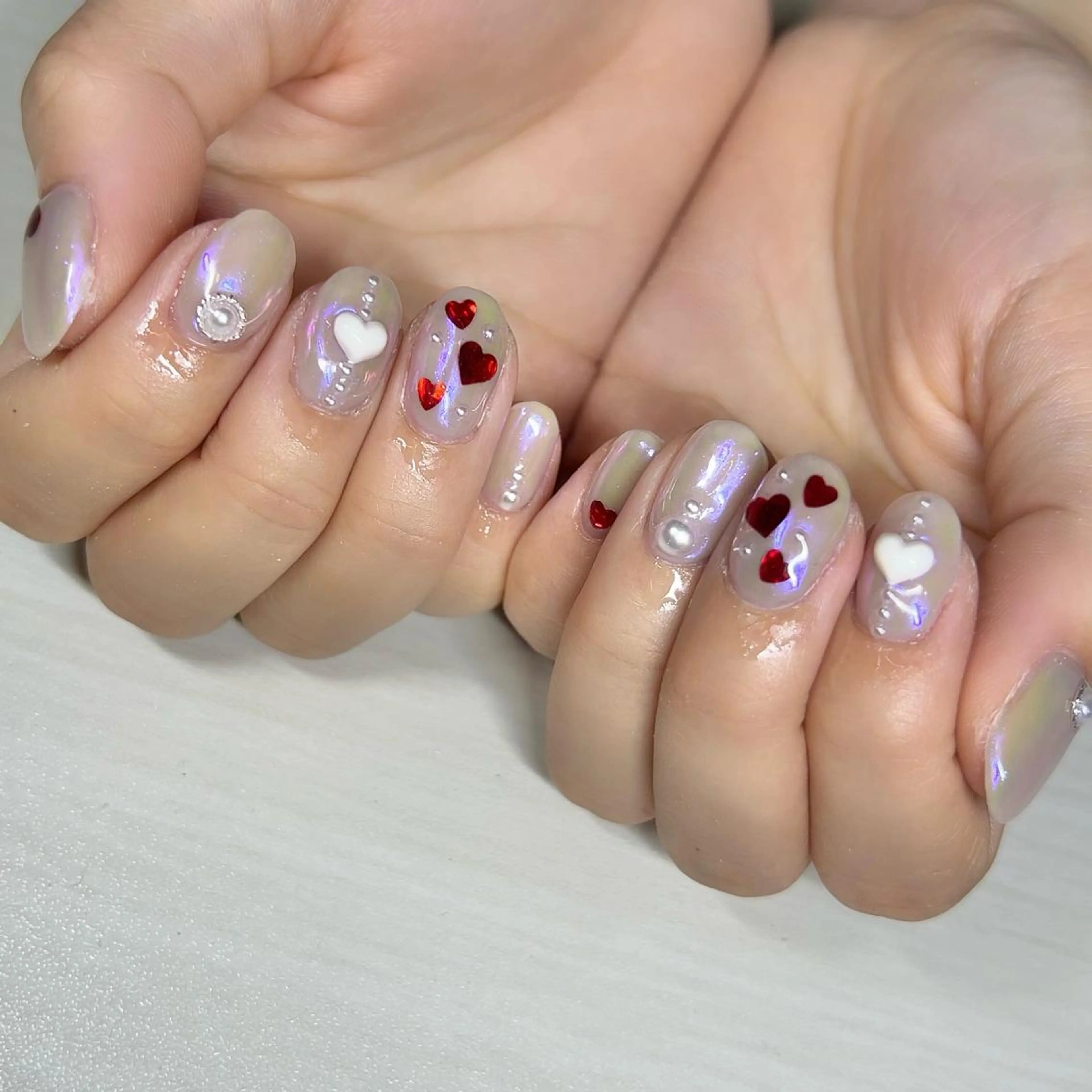 ネイル オーロラネイル ハート ハンドネイル 【Yappy🌈】 💖P-tanaのネイルデザイン
