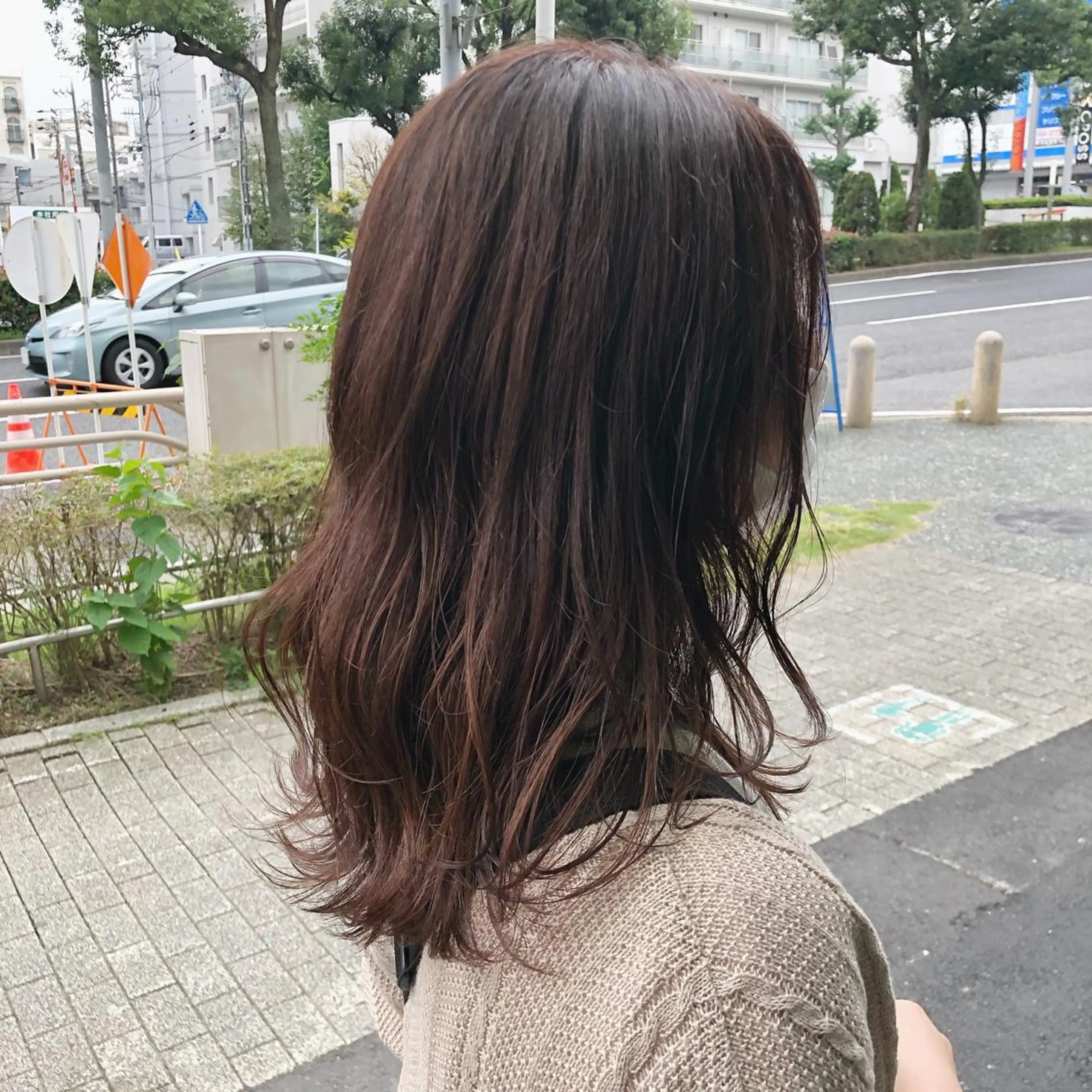 セミロング カット ヘアカラー トリートメント 柏木 彩花のヘアスタイル