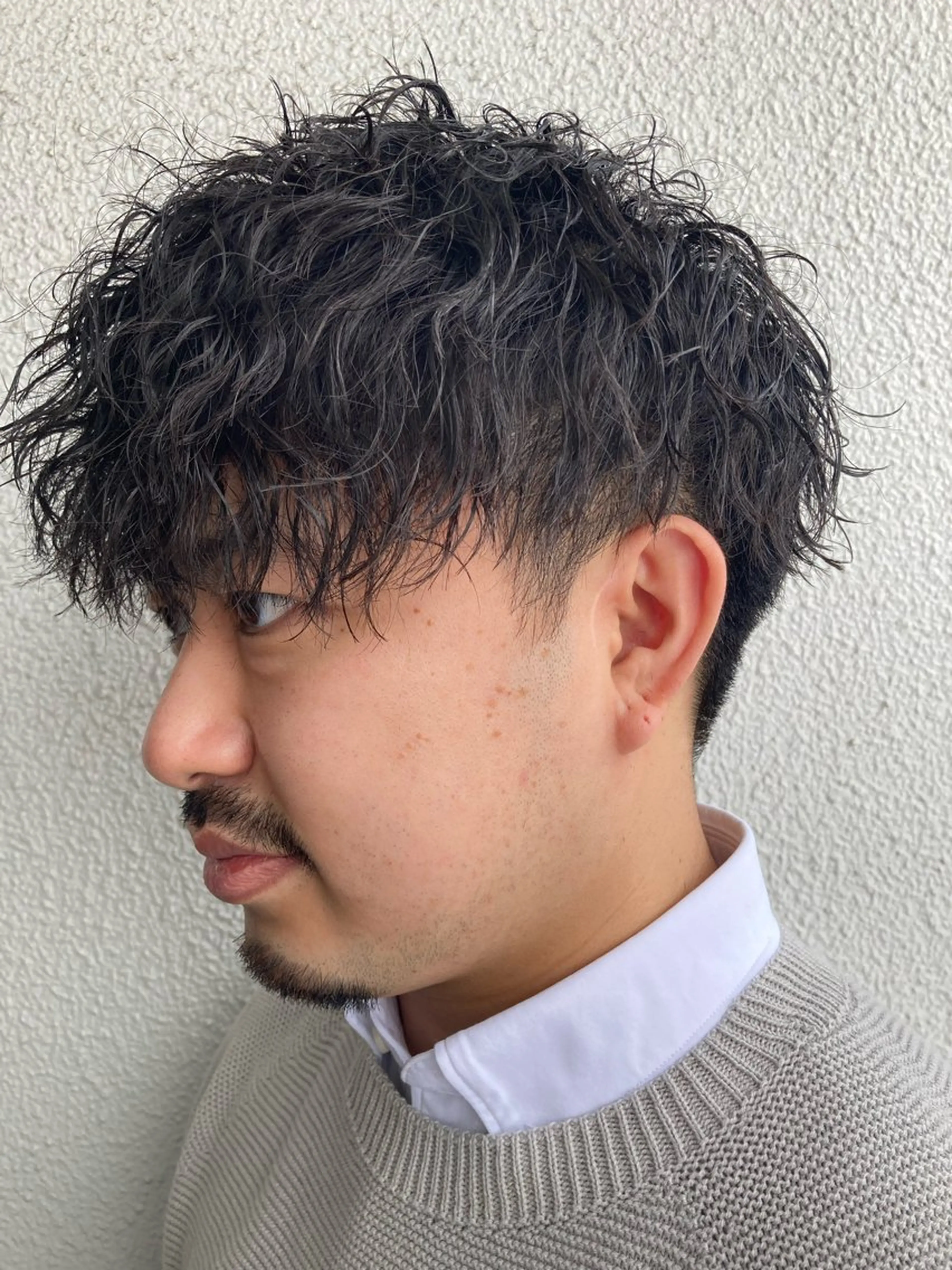 ショート パーマ メンズ メンズパーマ ツイストスパイラルパーマ スパイラルパーマ カット パーマ To-kai所属・内村 純也のヘアスタイル