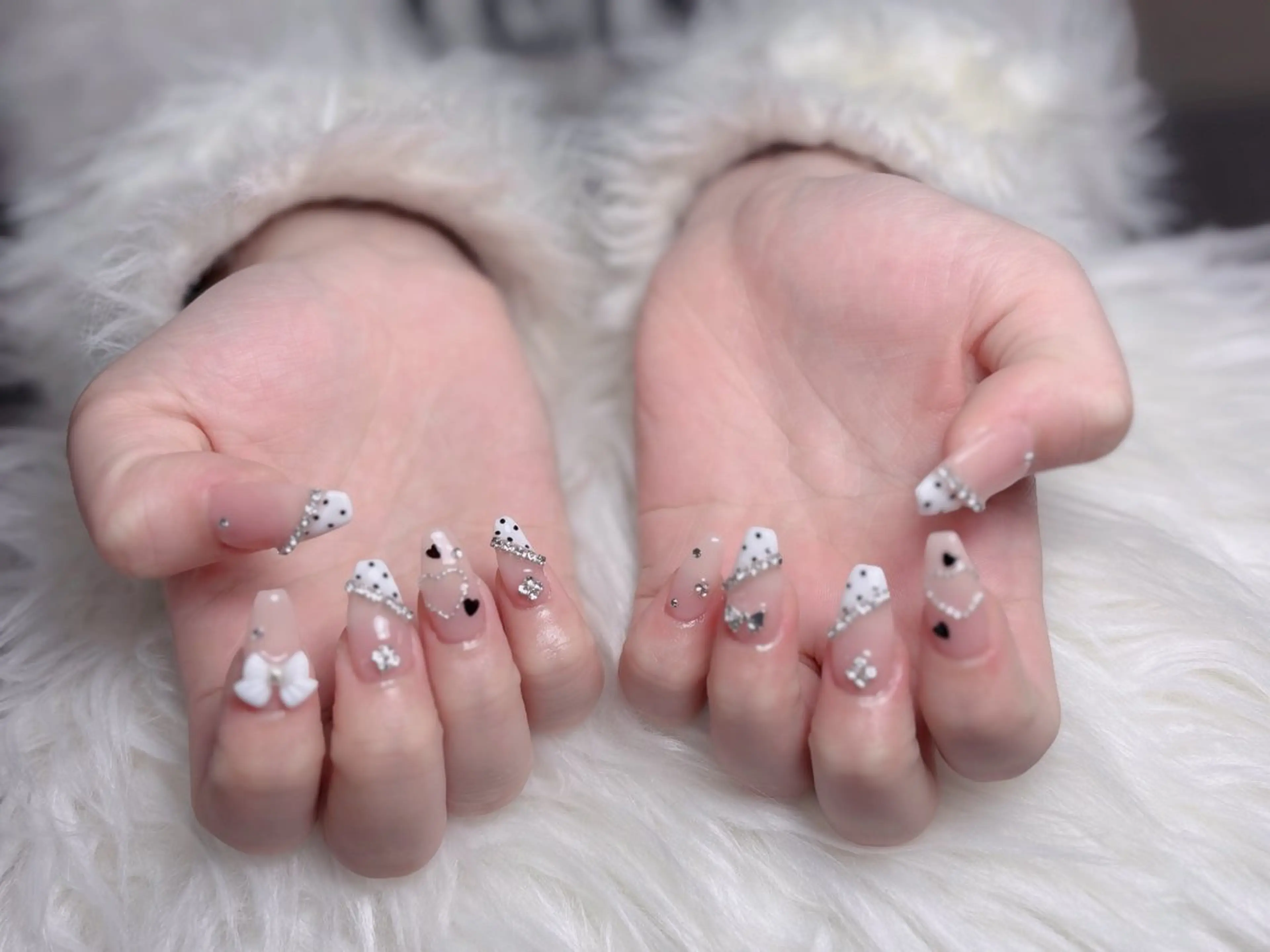 ネイル Swan Nail Salon所属・Rin Meiのネイルデザイン