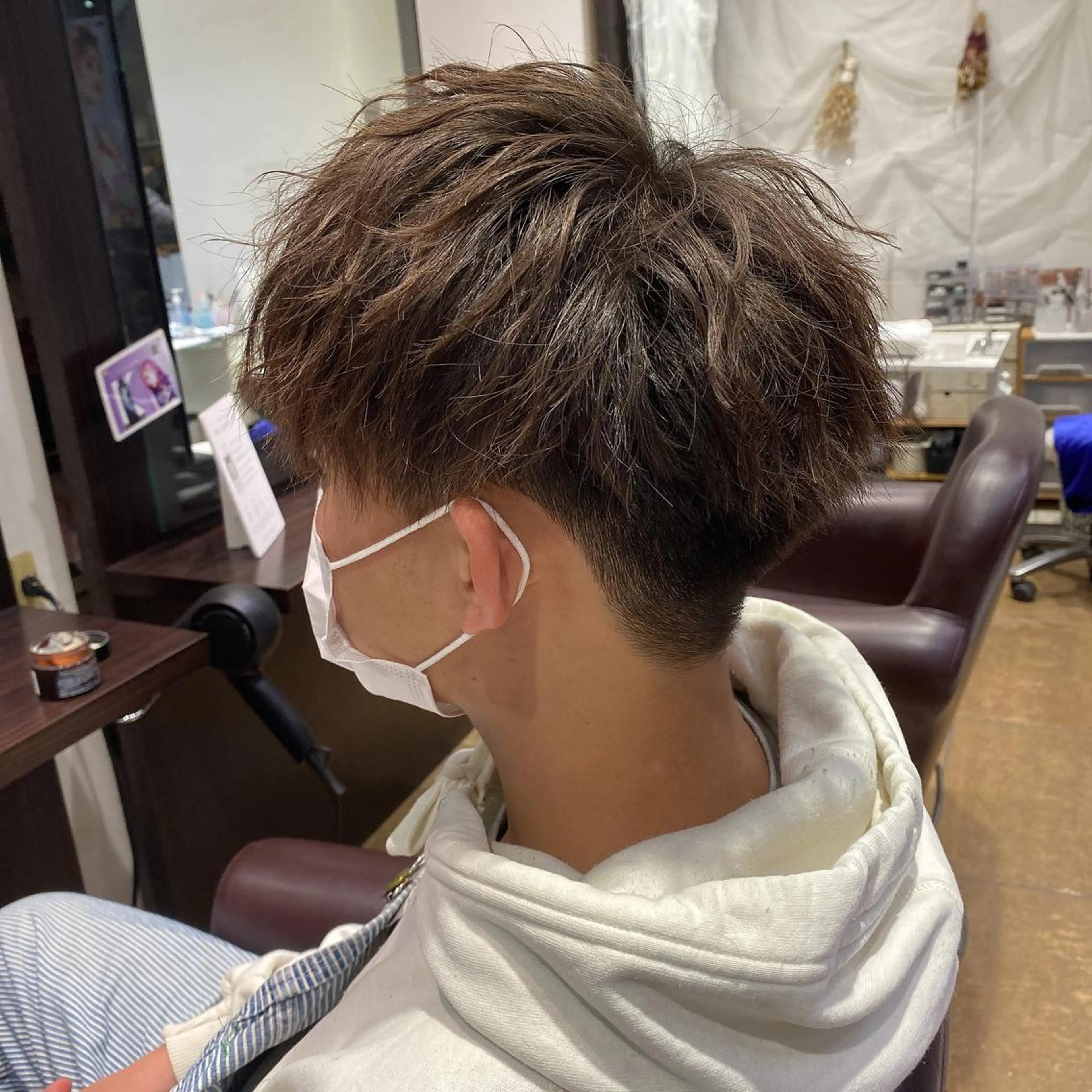 ショート パーマ メンズ メンズパーマ メンズツイストパーマ ツイストパーマ 酸スト/フェザー パーマ/三谷海斗のヘアスタイル