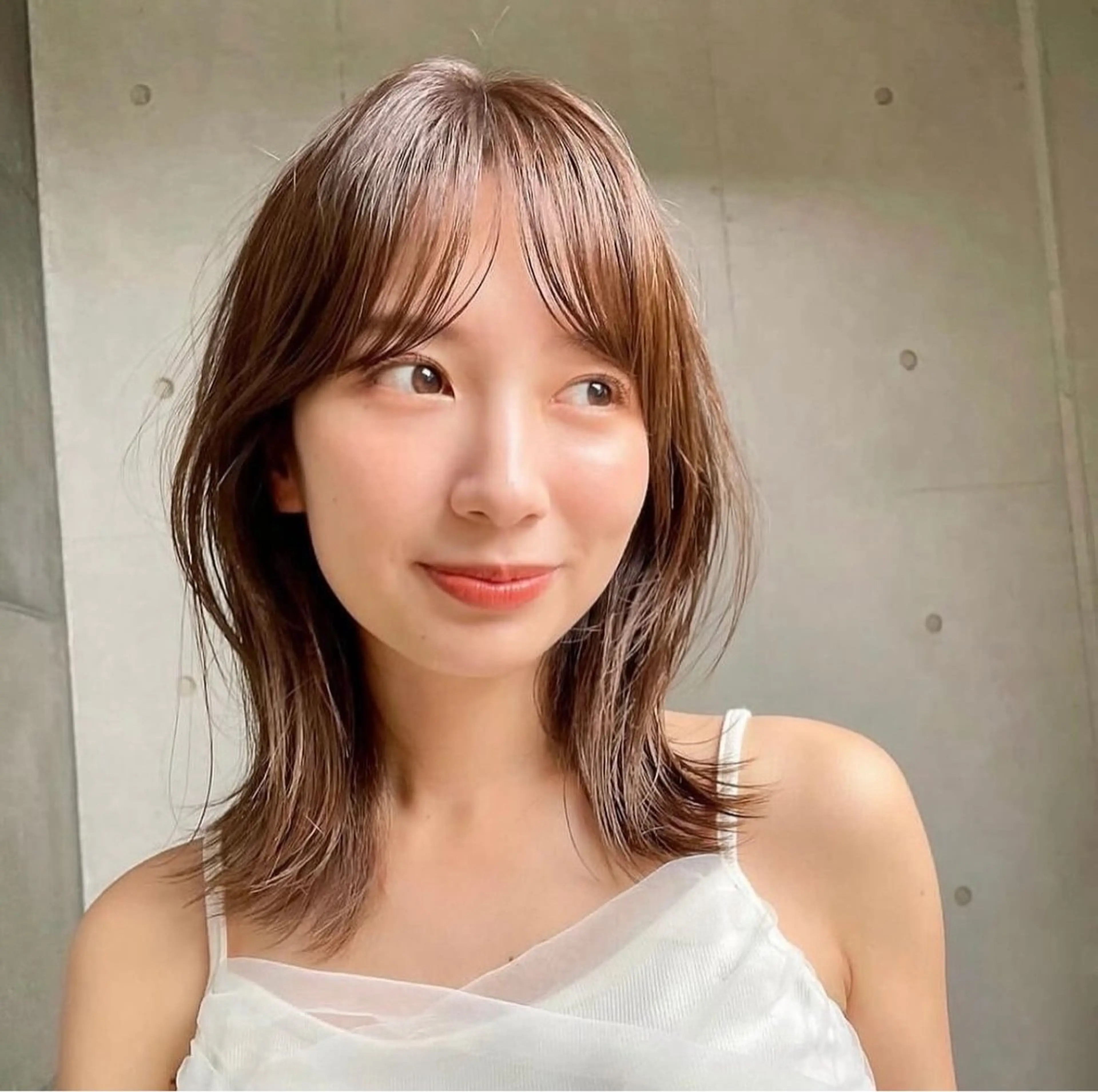 ミディアム カラー 外ハネヘア カット ヘアカラー トリートメント TOI所属・内野   龍海 / レイヤーカットのヘアスタイル