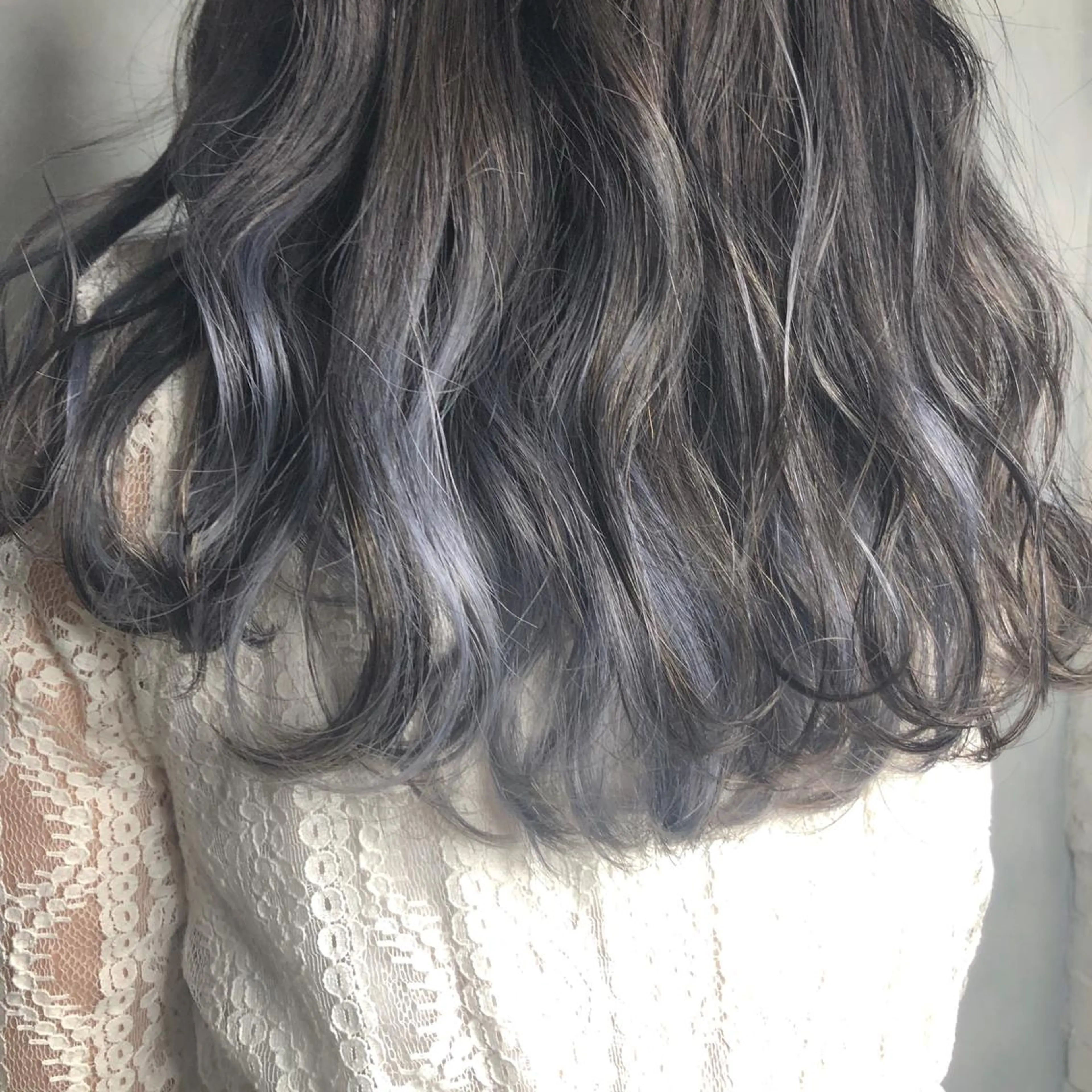 ロング カラー グラデーションカラー パープルカラー ORIKA 美容室のヘアスタイル