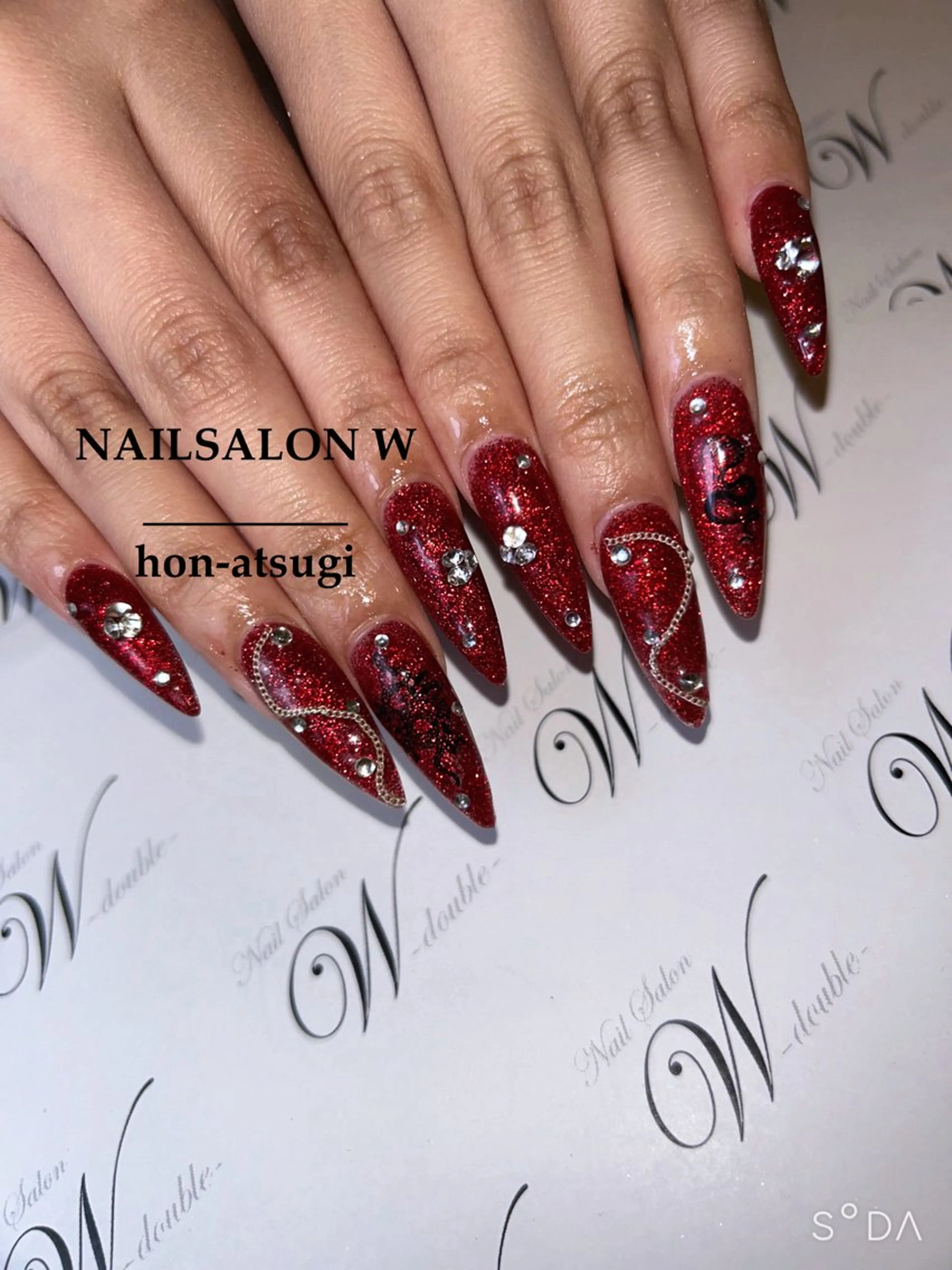 ロング ロング ハンドネイル ネイルサロン ダブルのネイルデザイン