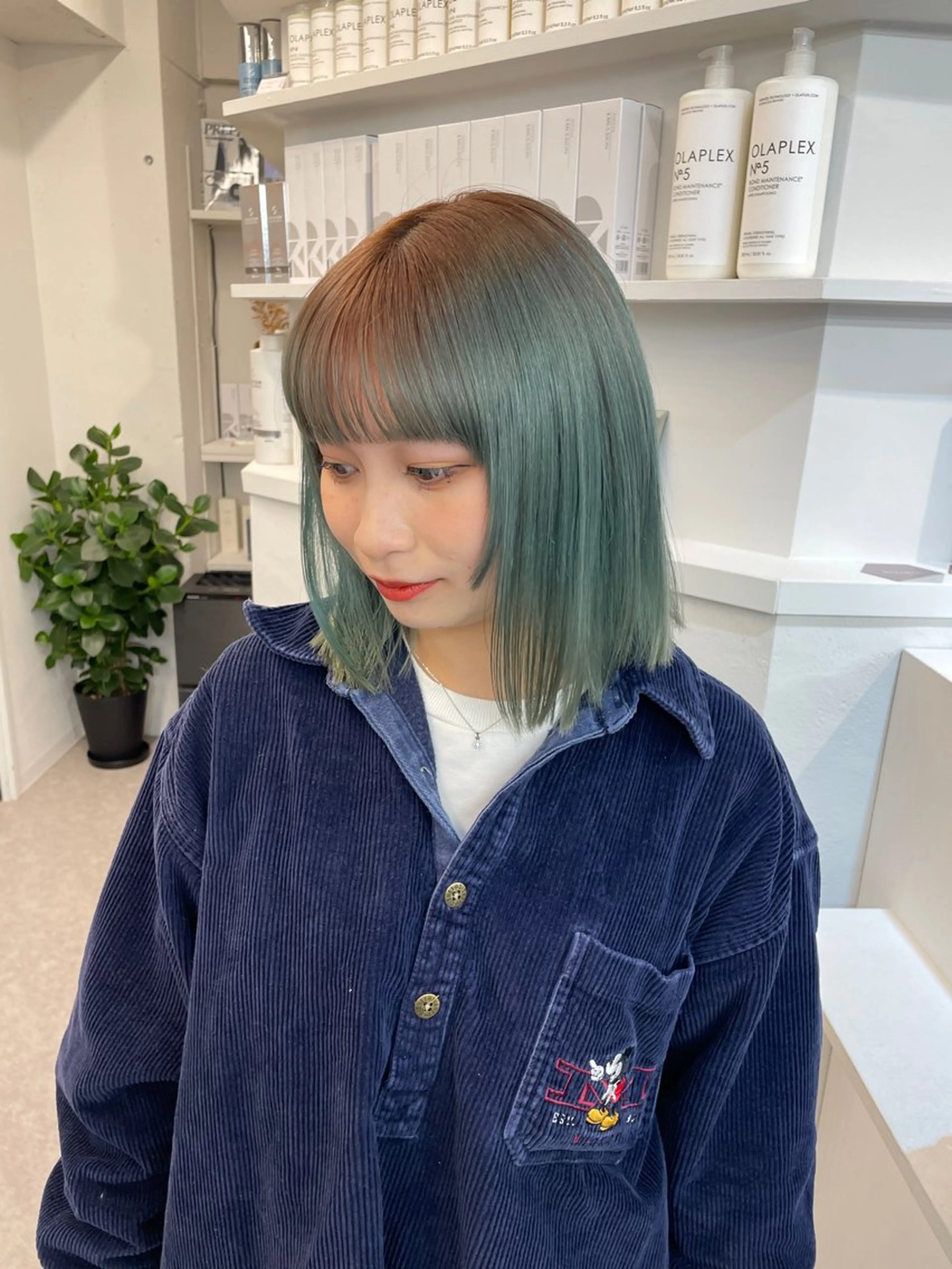 ミディアム カラー ブラウンカラー デザインカラー ヘアカラー トリートメント ブリーチ/グレージュ 🎀momo🎀のヘアスタイル