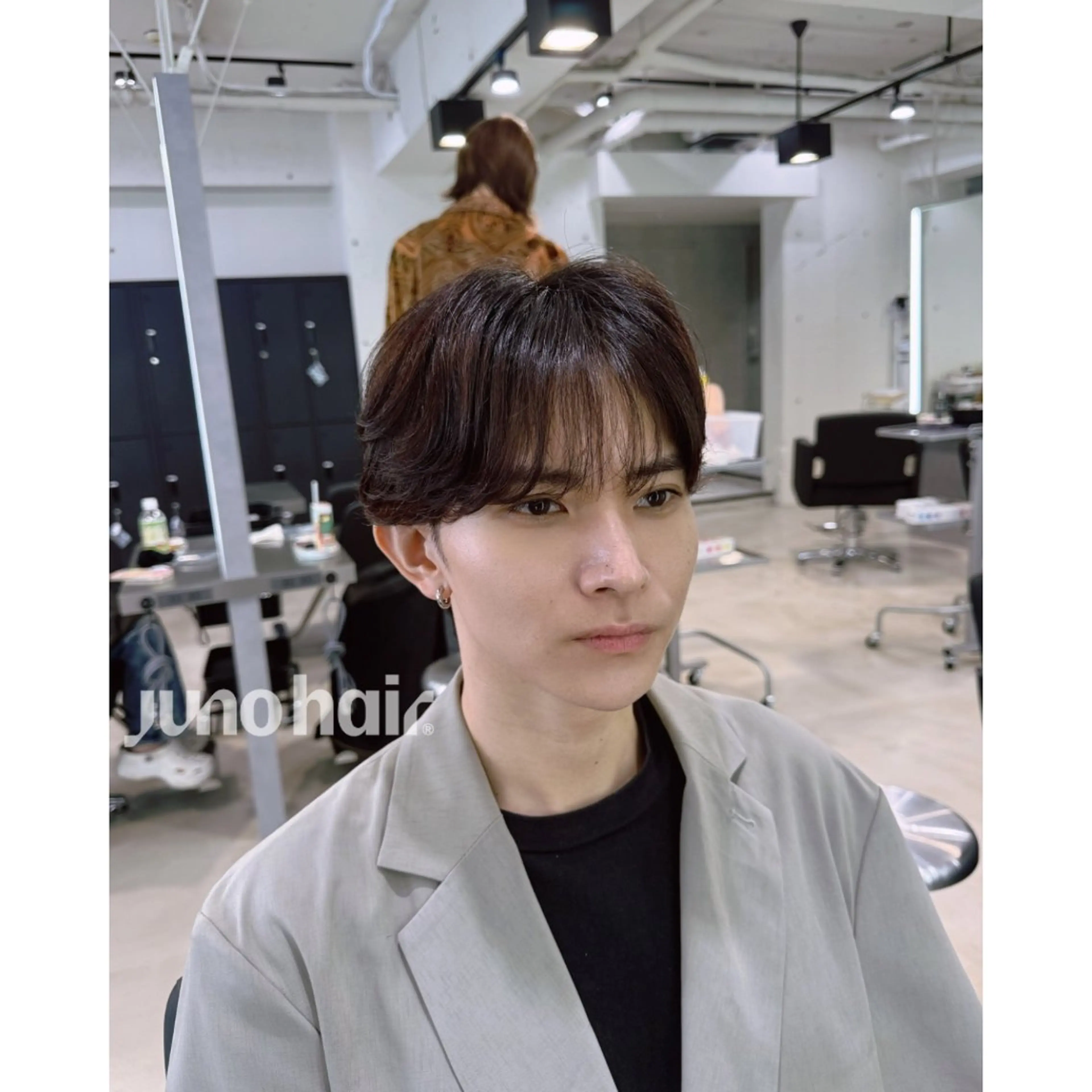 メンズ センターパート カット ヘアカラー 韓国レイヤー🪽 無重力パーマナツキのヘアスタイル