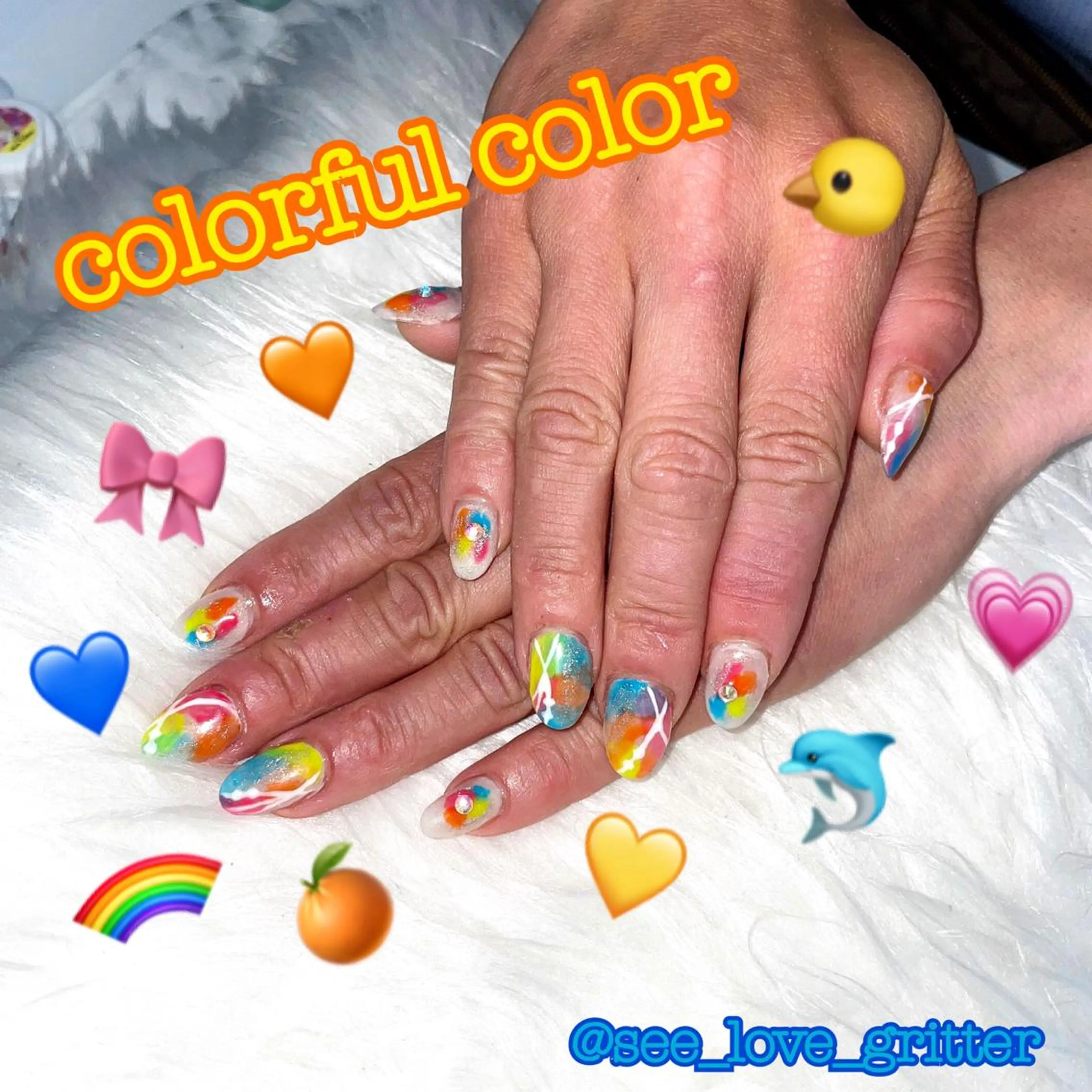 セミロング see love gritterのネイルデザイン