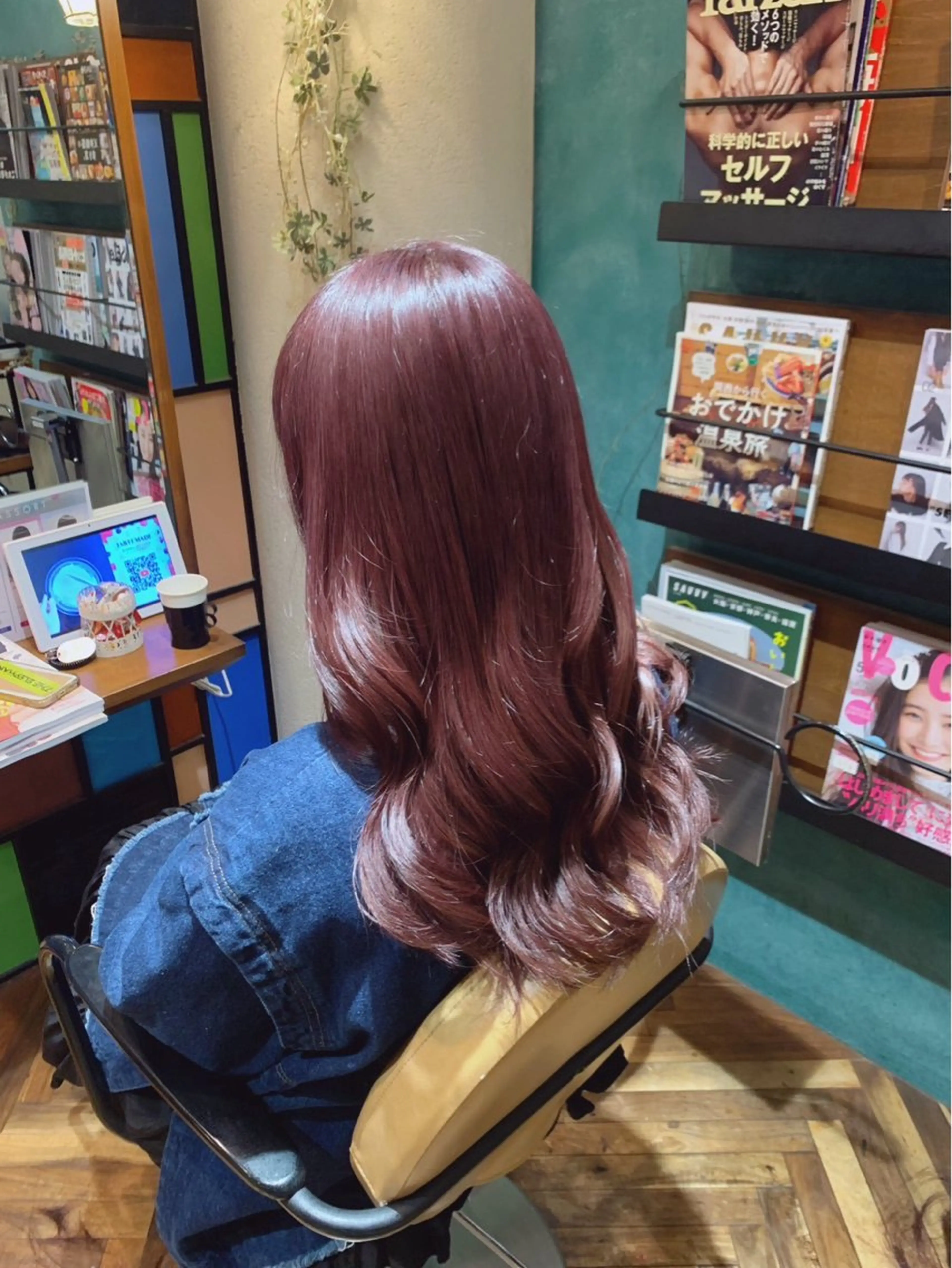 ロング ヘアカラー LUXBESKY所属・梅田美容師/ SAEKAのヘアスタイル