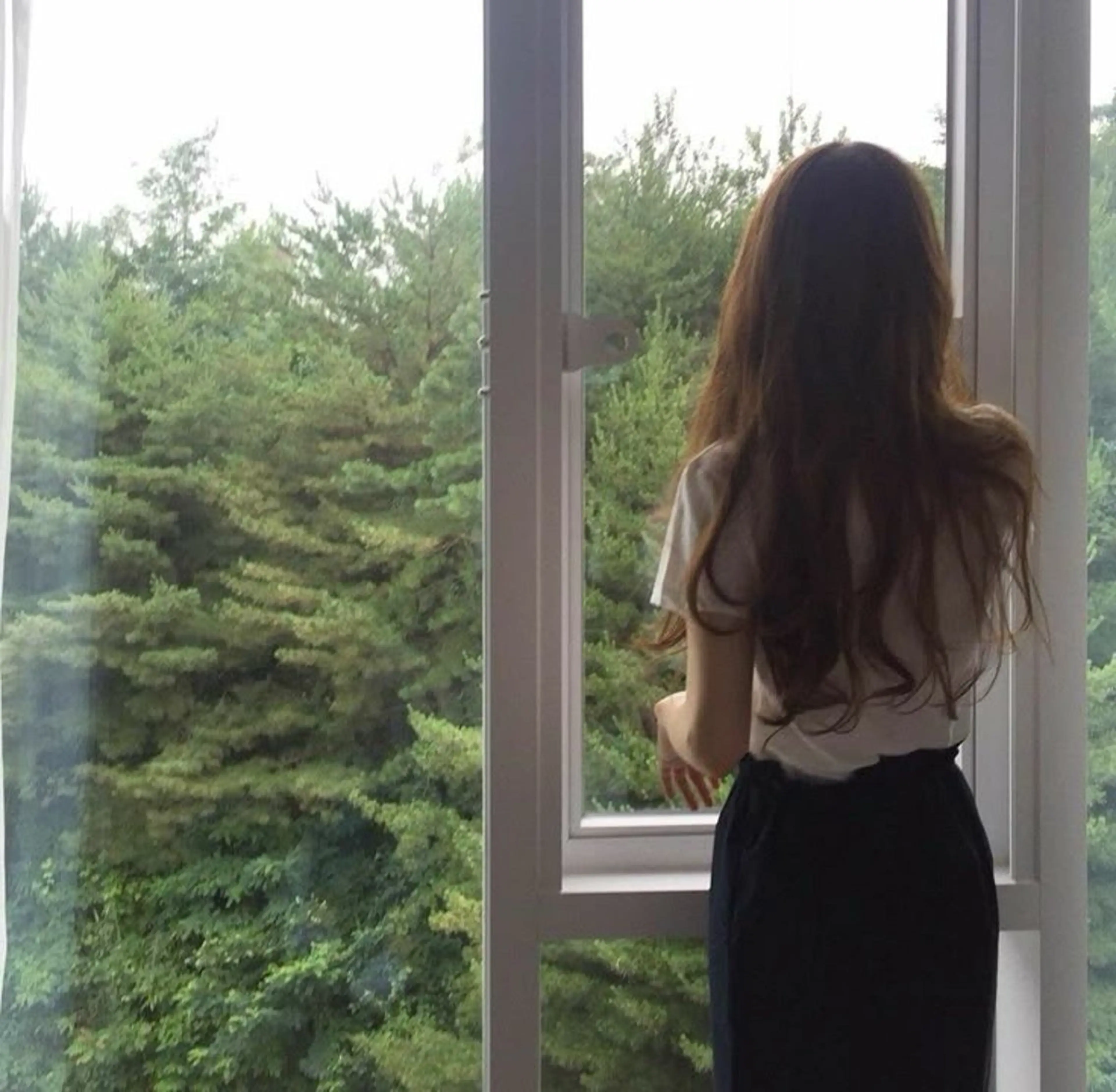 ロング カラー 透け上品ハイトーン 職人ゆうと🤍のヘアスタイル