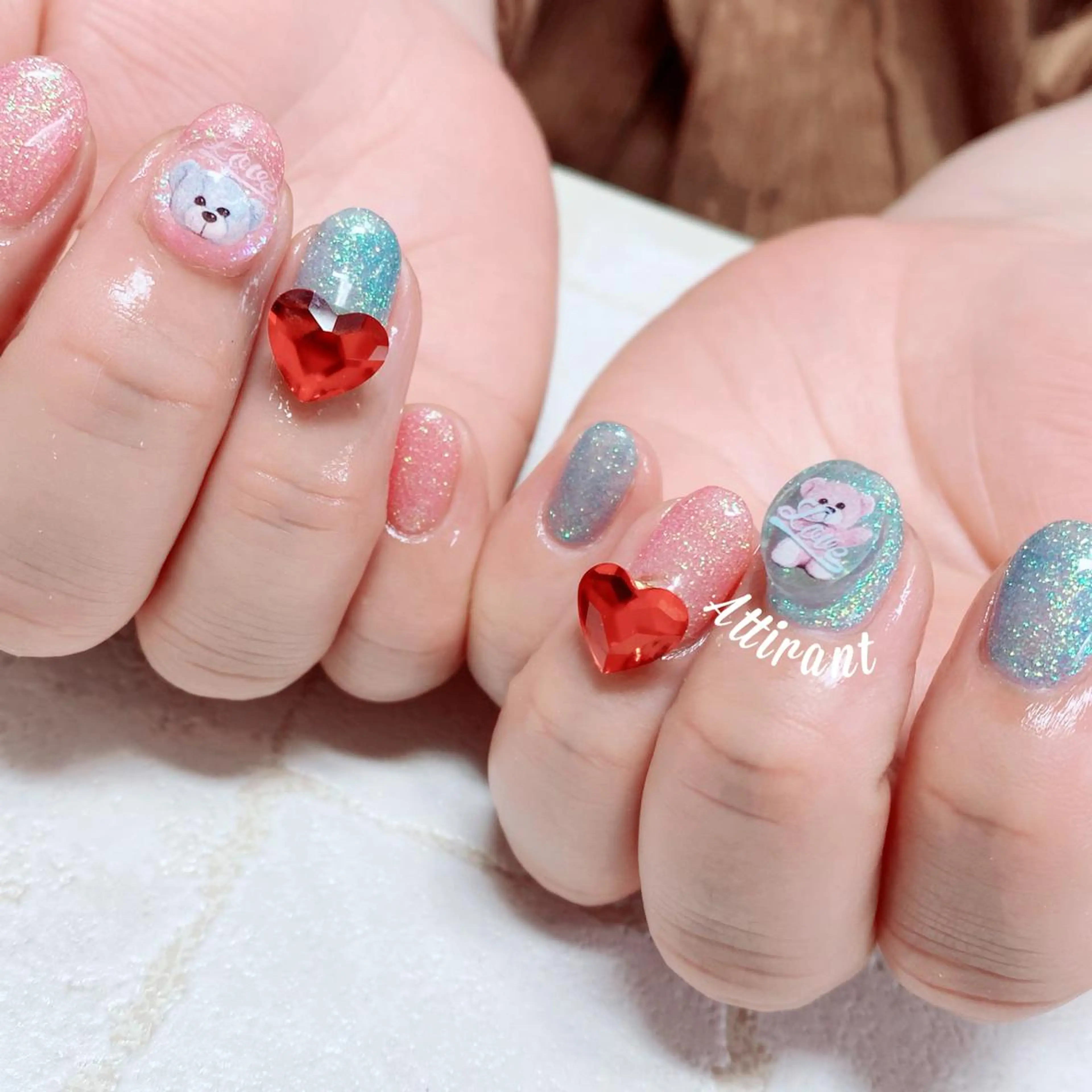 ネイル ハンドネイル ネイルサロン アティロン所属・ネイルサロン アティロンのネイルデザイン