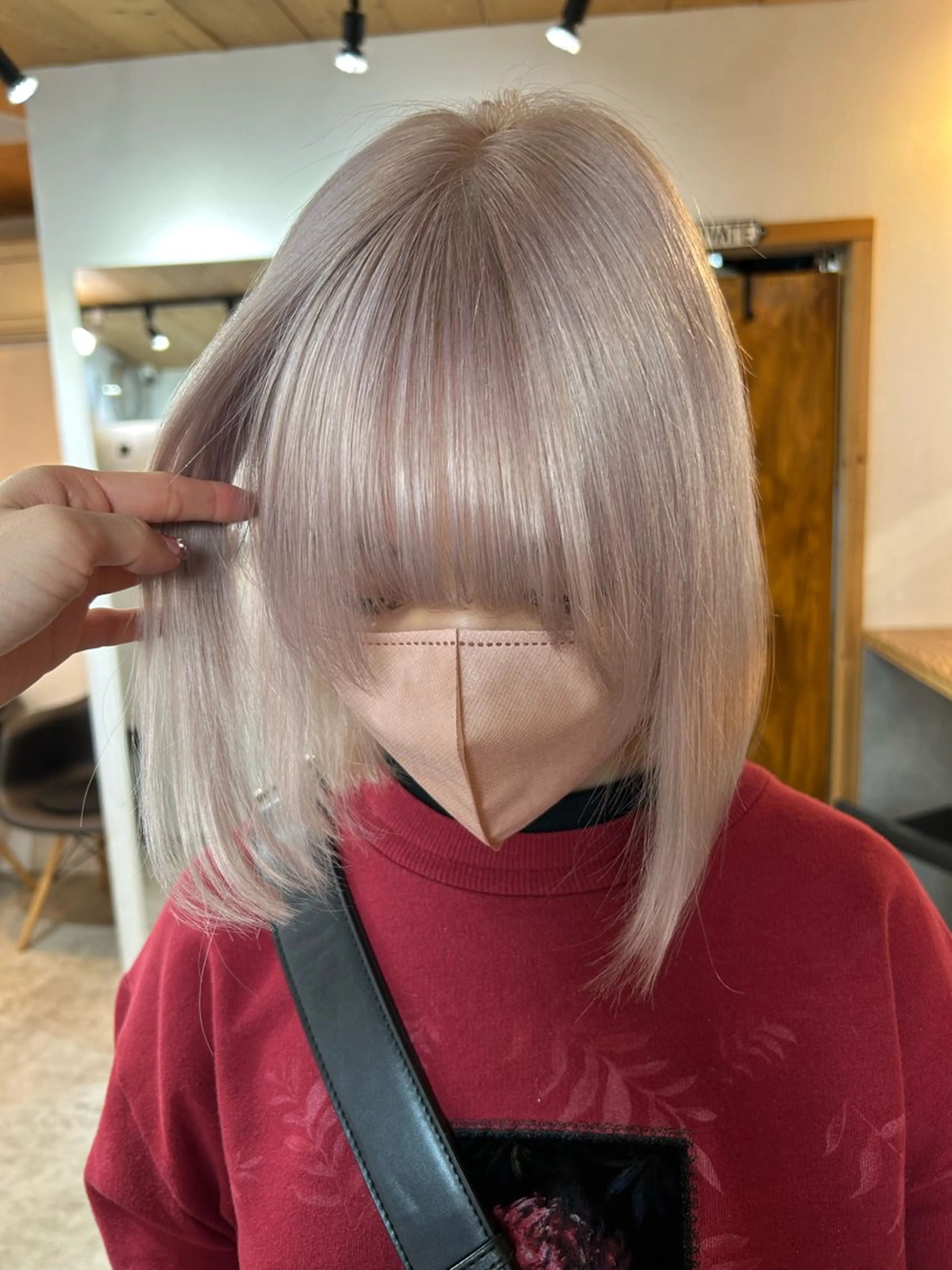 ショート カラー メンズ ブロンド ホワイトブロンド ボブ カット ヘアカラー トリートメント 🧸艶々韓国ヘア 🧁mizunaのヘアスタイル