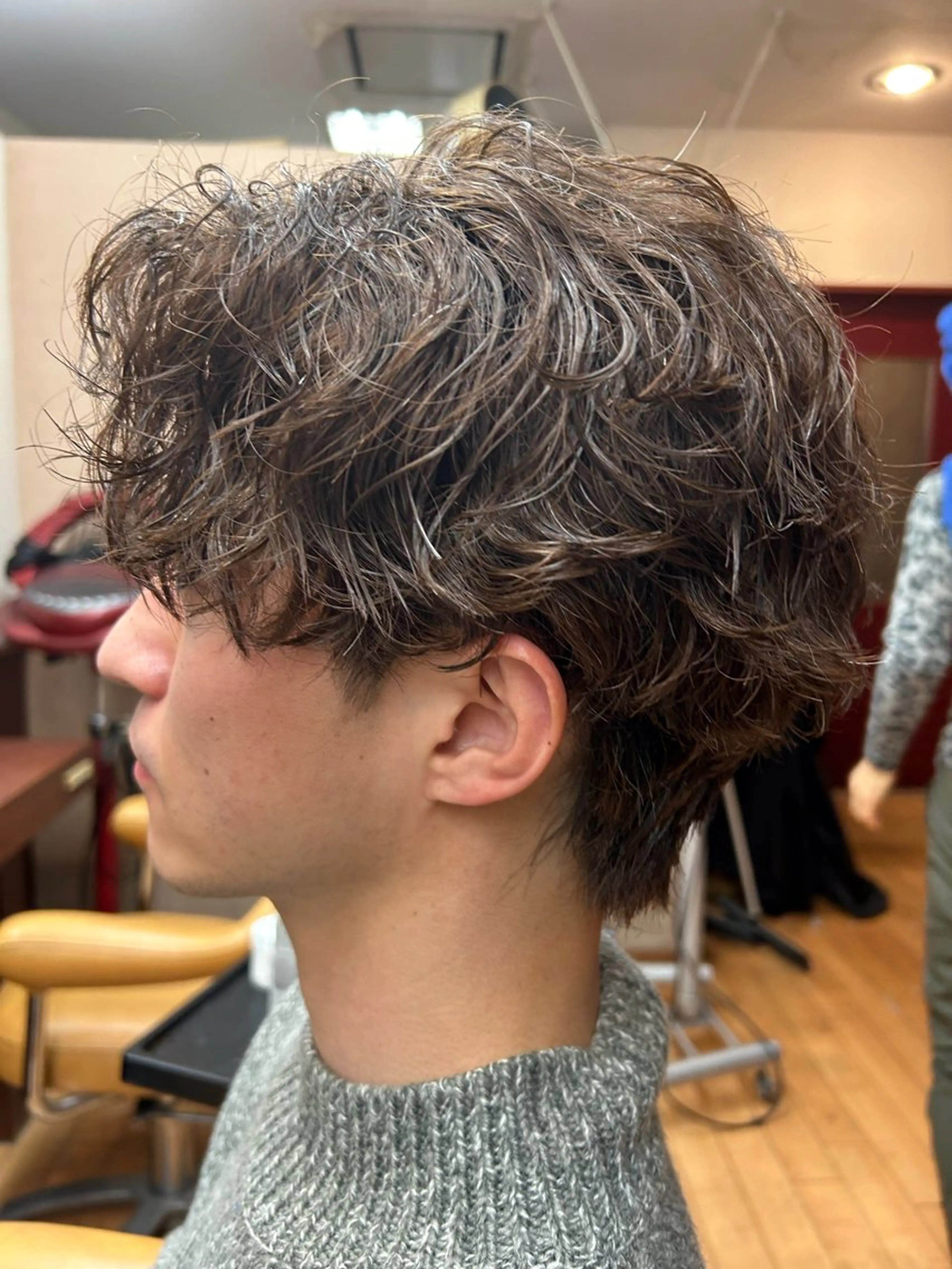 パーマ メンズ ルキ🌈ブリーチカラ ー&メンズパーマ🦄のヘアスタイル