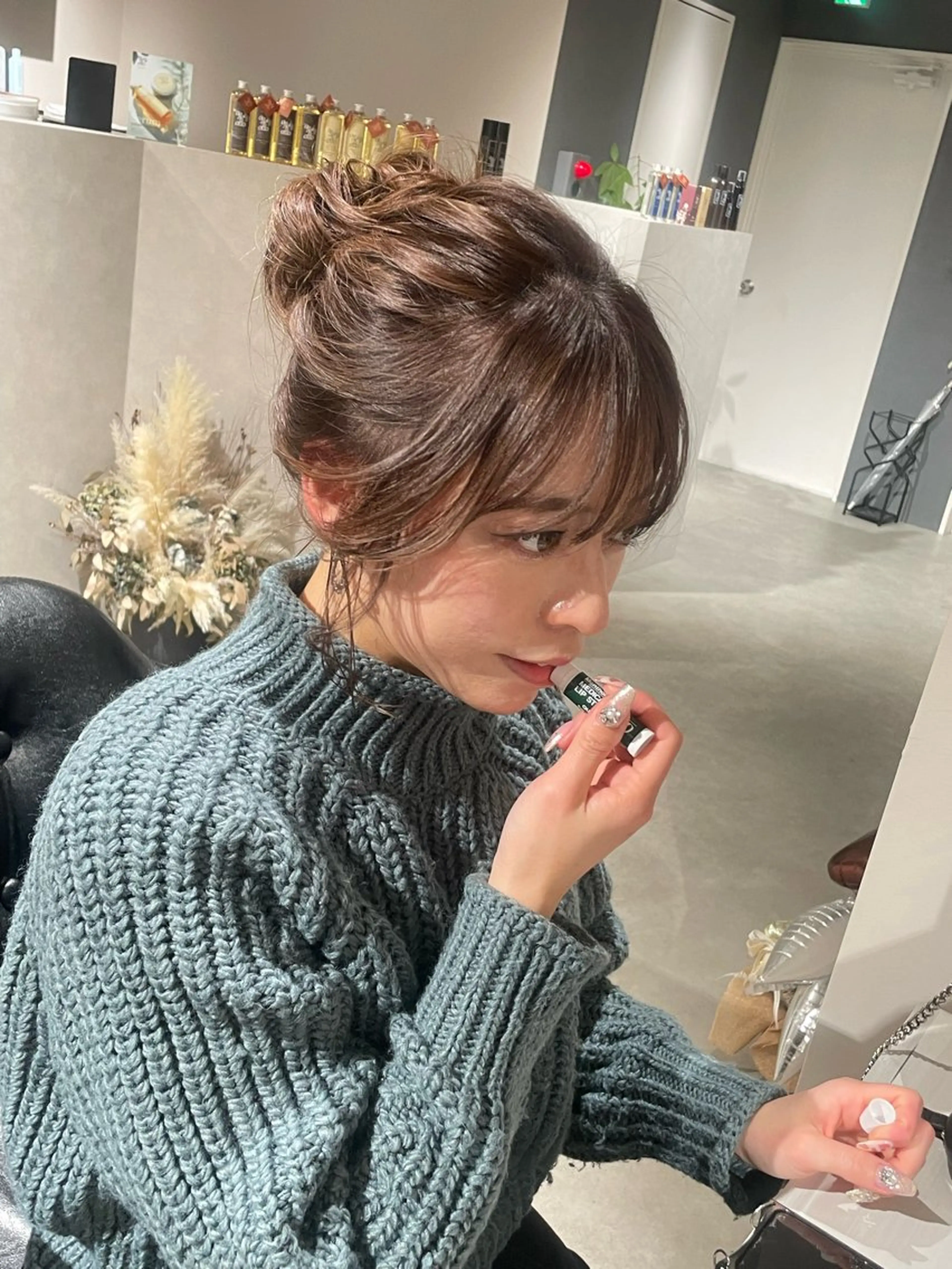 ヘアアレンジ お団子ヘア デート 白髪ぼかし 👒堀江・ヨンスクのヘアスタイル