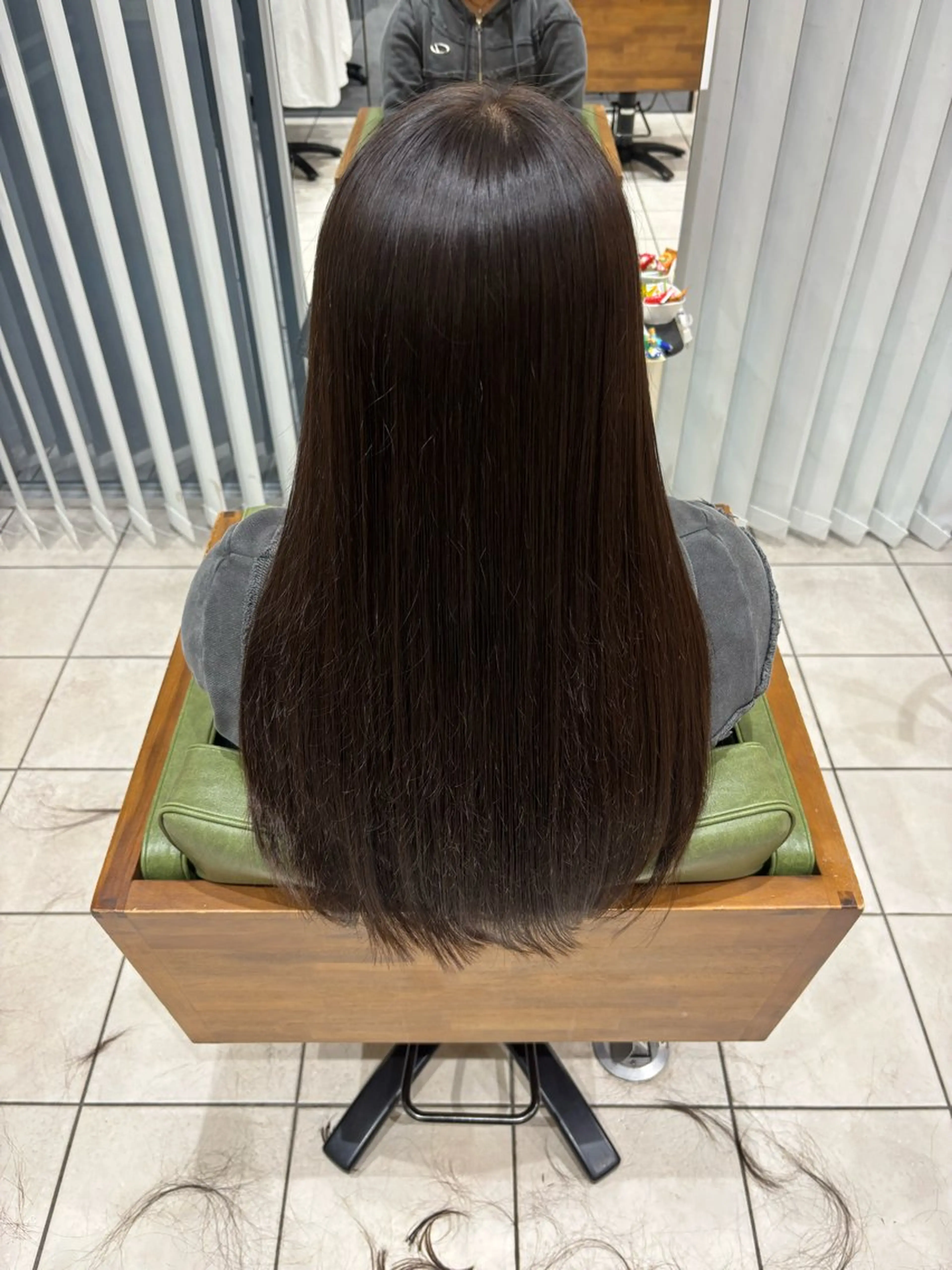 ロング パーマ 髪質改善 ストレートパーマ 縮毛矯正 安藤 太一のヘアスタイル