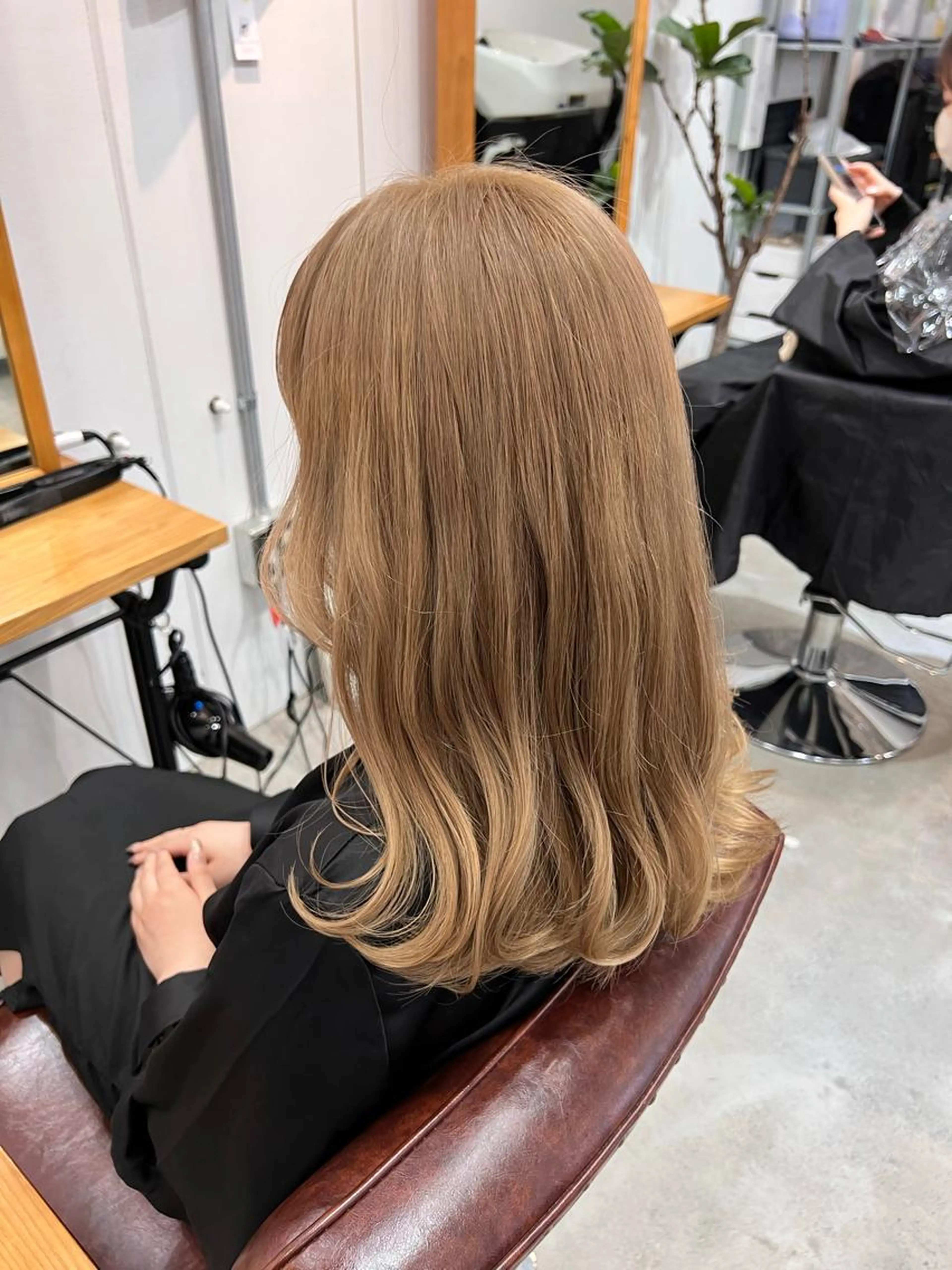 ［オールブリーチ🆗］ケアブリーチ ＋オンカラー ¥17160 /表参道の写真