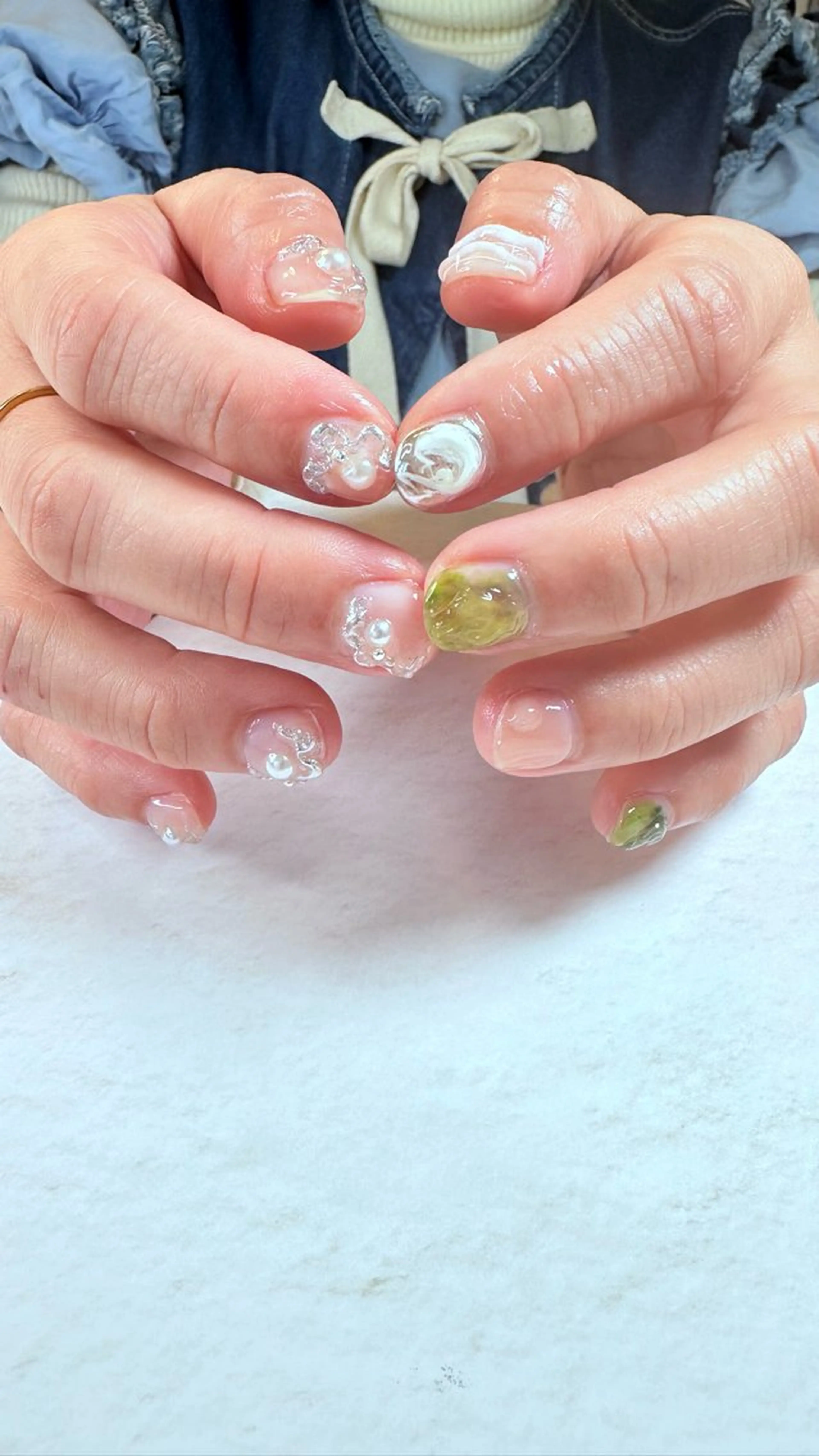 ネイル ニュアンスネイル ハンドネイル ハンドケア Atelier Ariのネイルデザイン