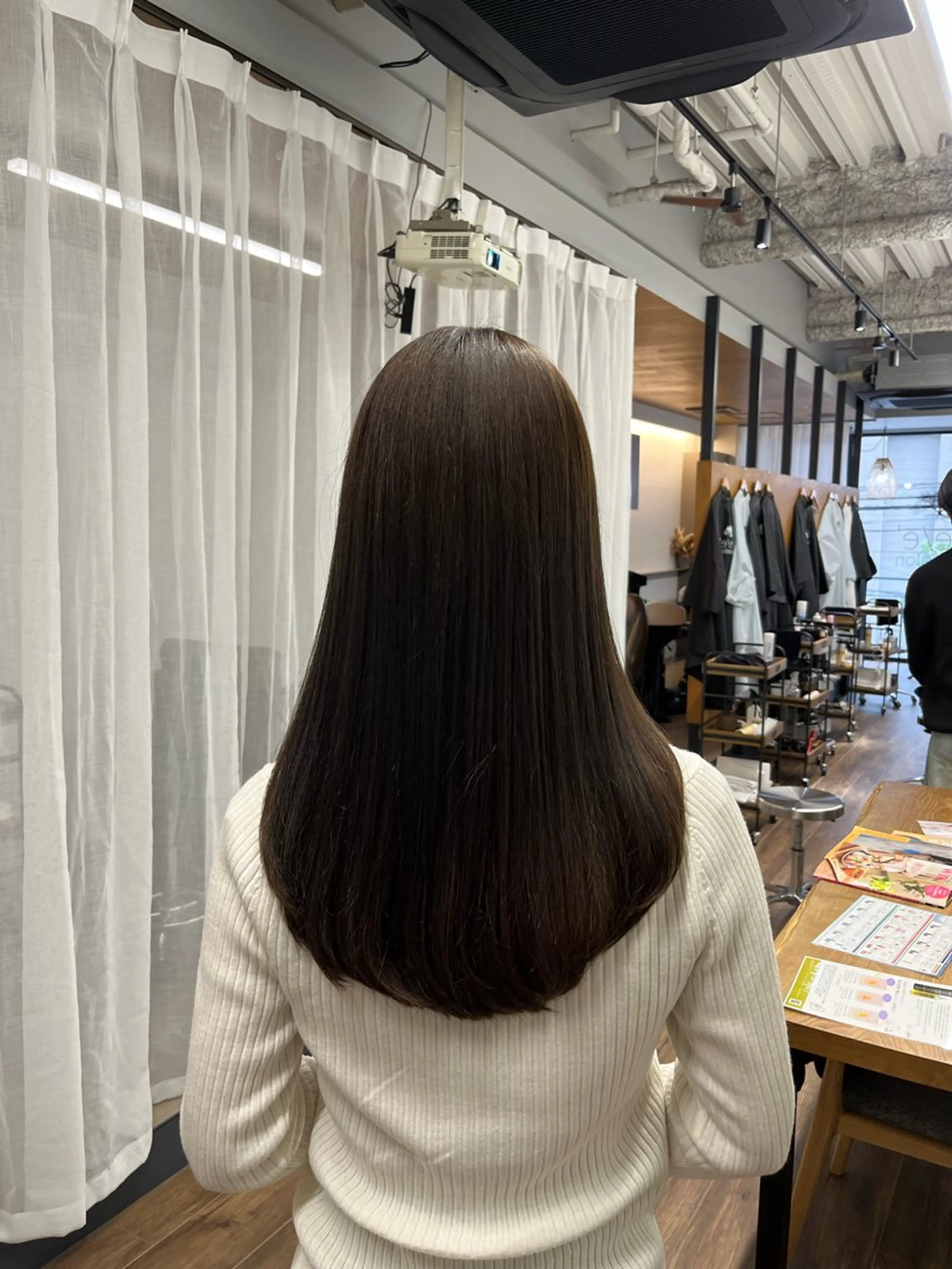 ロング カラー カット ヘアカラー トリートメント tre/e' hair salon所属・広島韓国ヘア♡ たかみのヘアスタイル