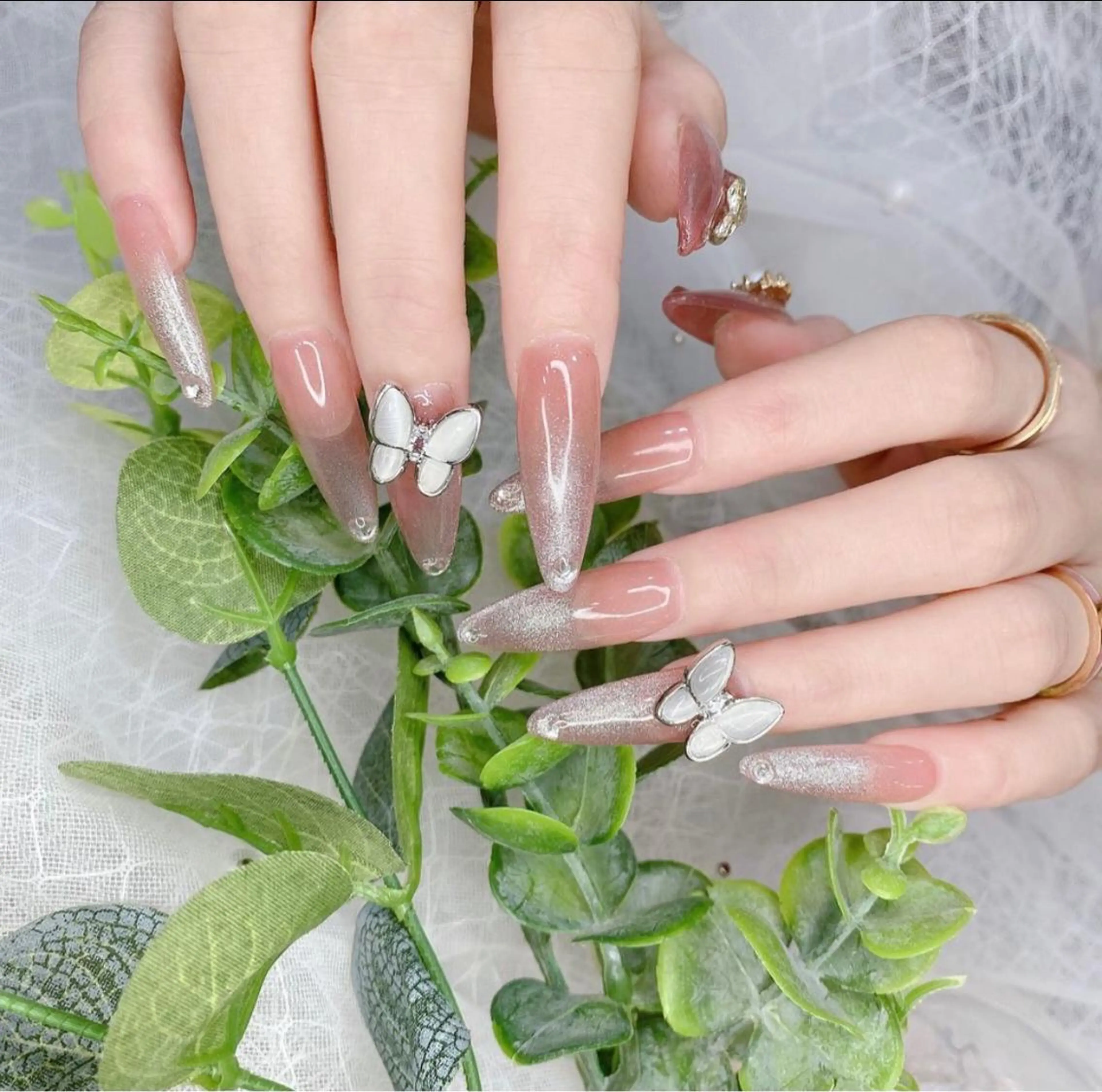 ネイル ハンドネイル ハンドケア ✨Serenity Nail salonのネイルデザイン
