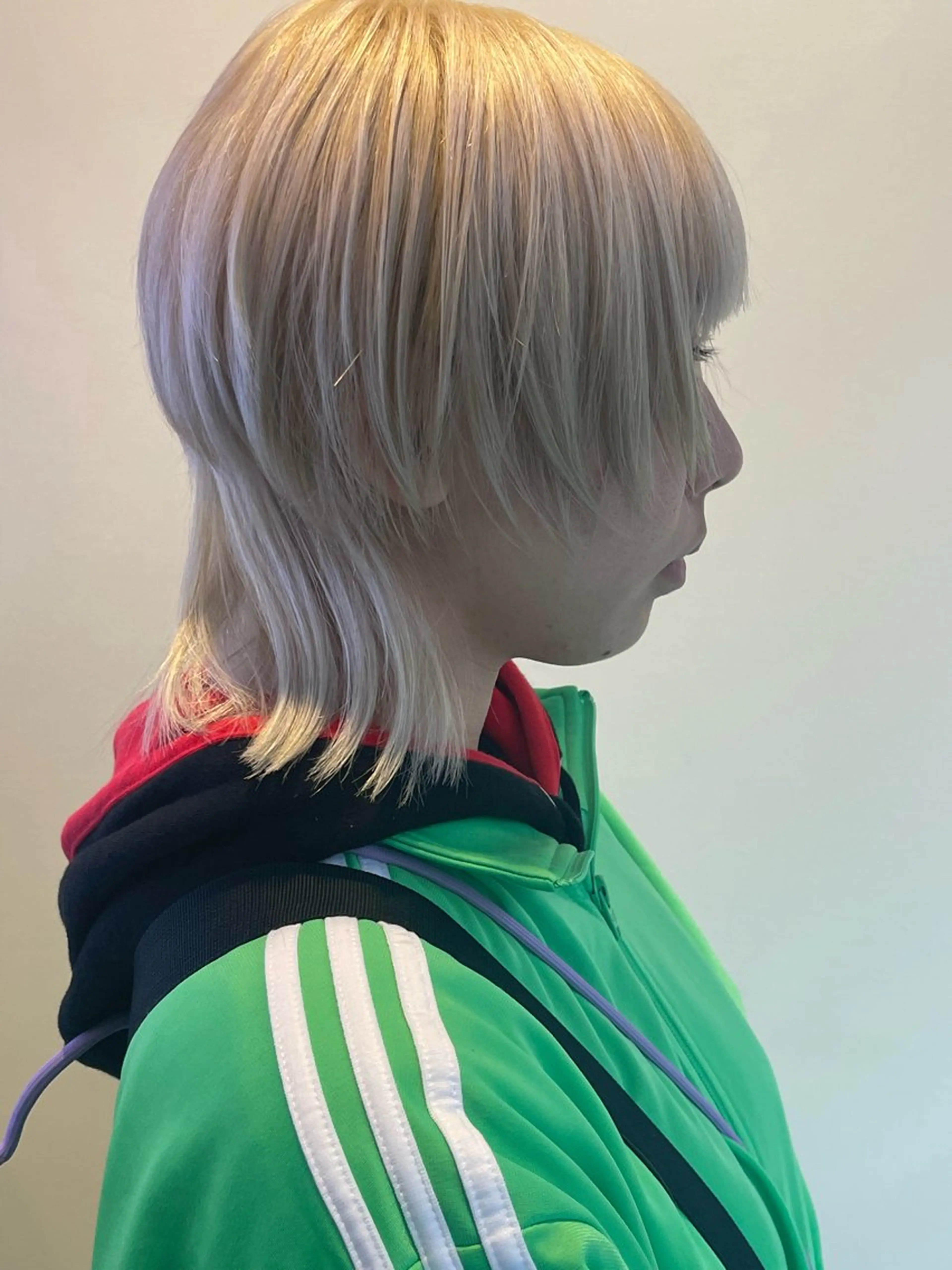 ミディアム ハラダ リョウセイのヘアスタイル