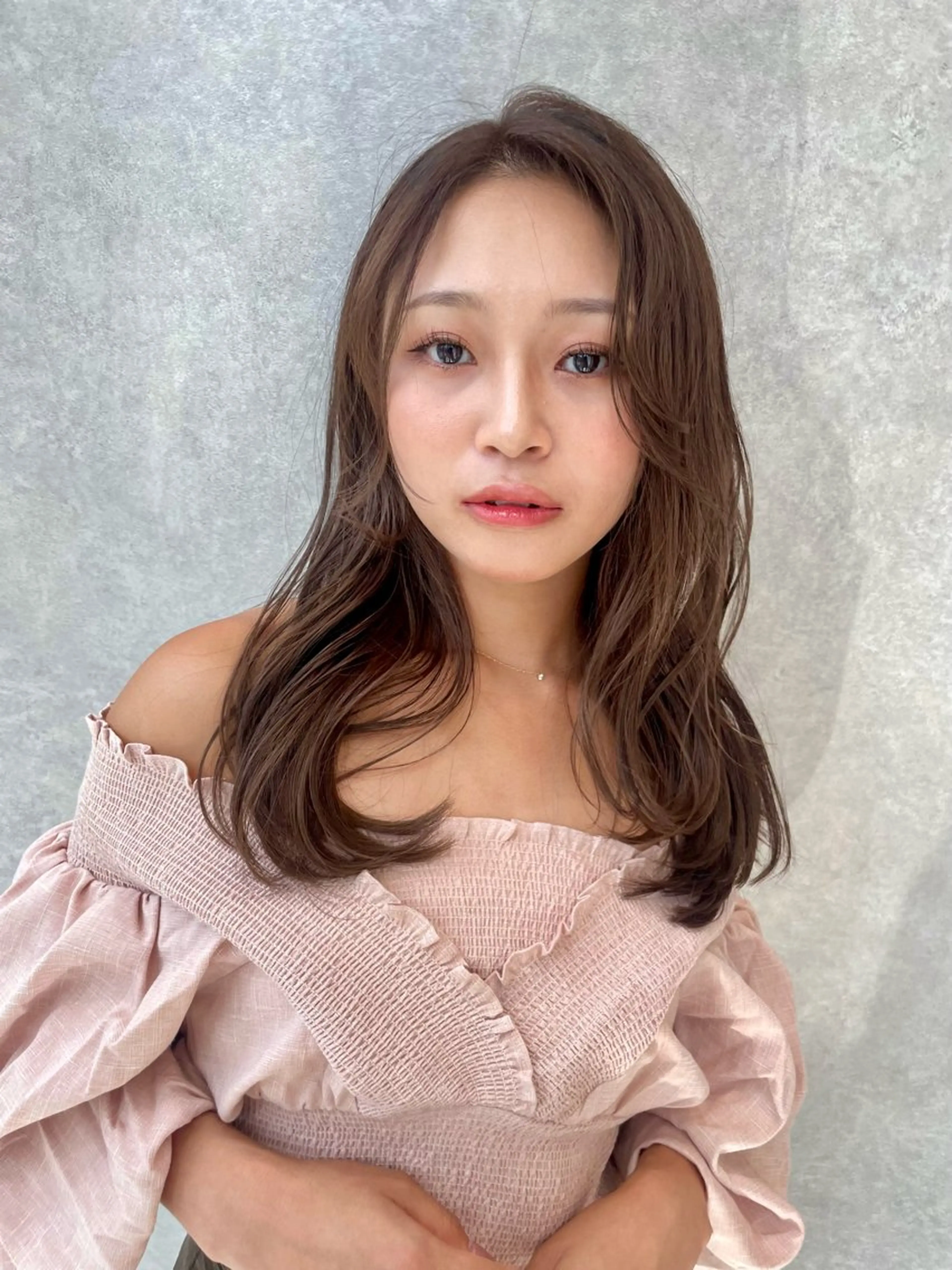 セミロング レイヤー/韓国/ 顔周り/しんやのヘアスタイル