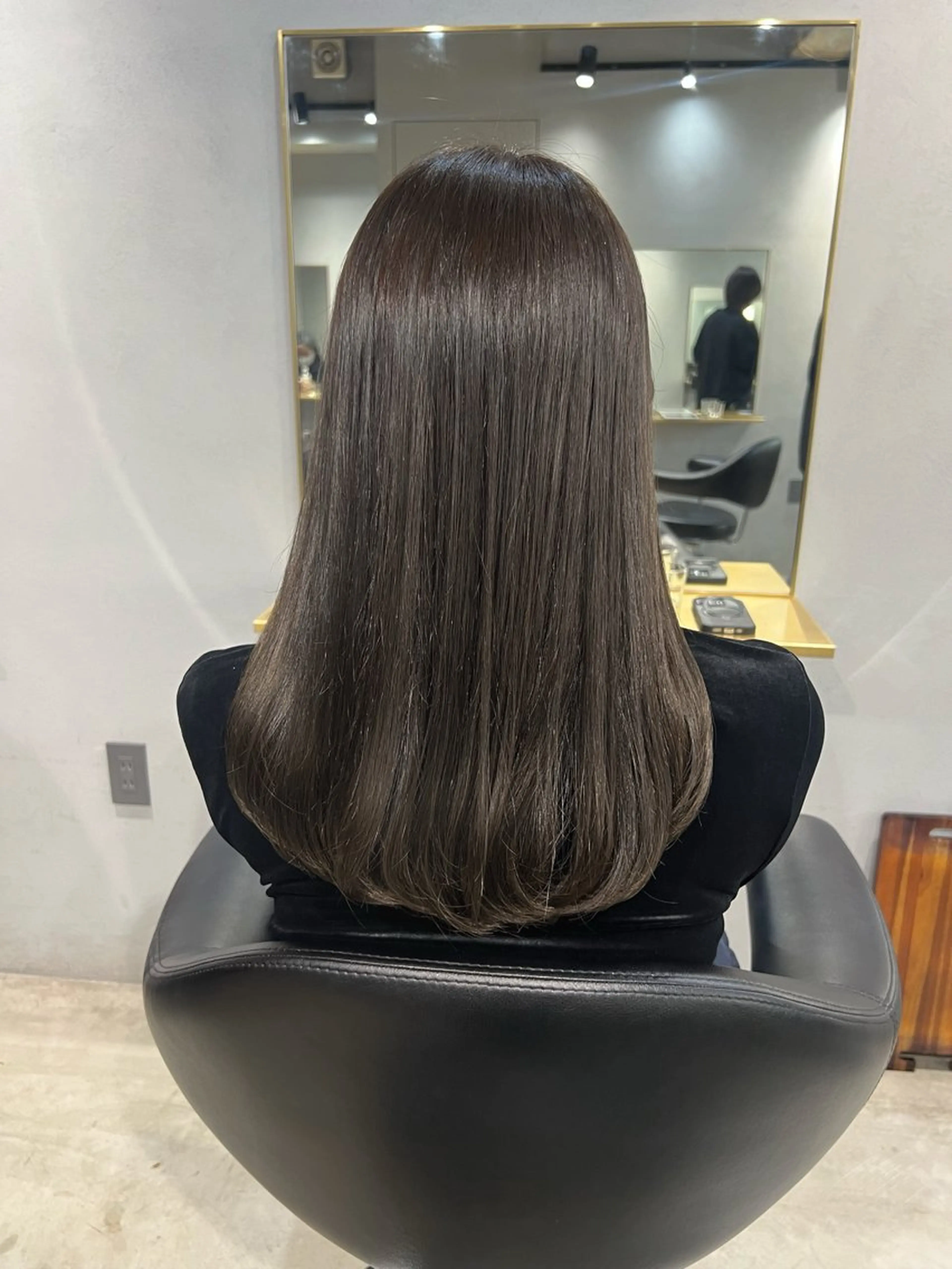 セミロング カラー カット ヘアカラー akane/ベージュ /オリーブ/ブラウンのヘアスタイル