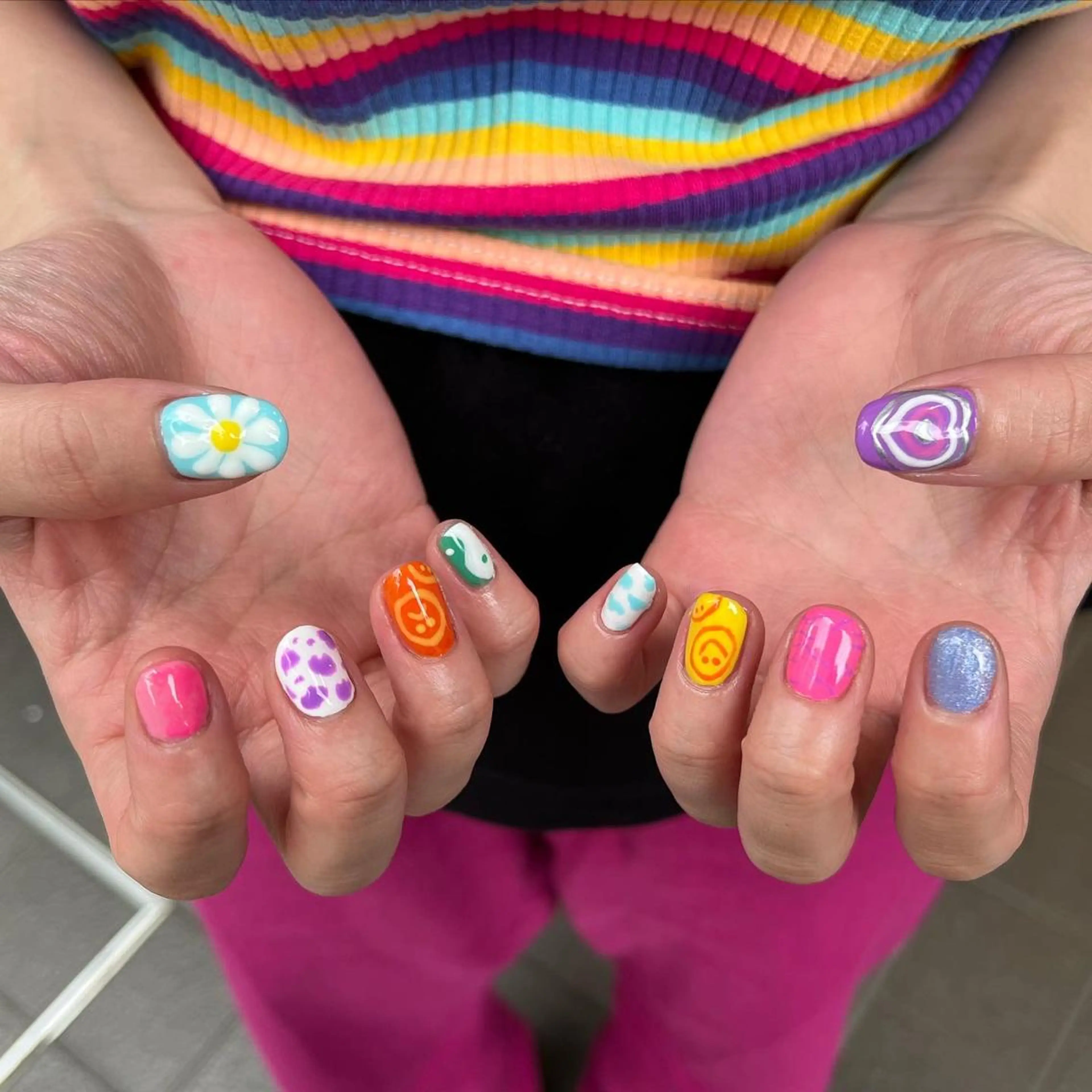 ネイル 持ち込み ハンドネイル ZEST kalon RINAのヘアスタイル