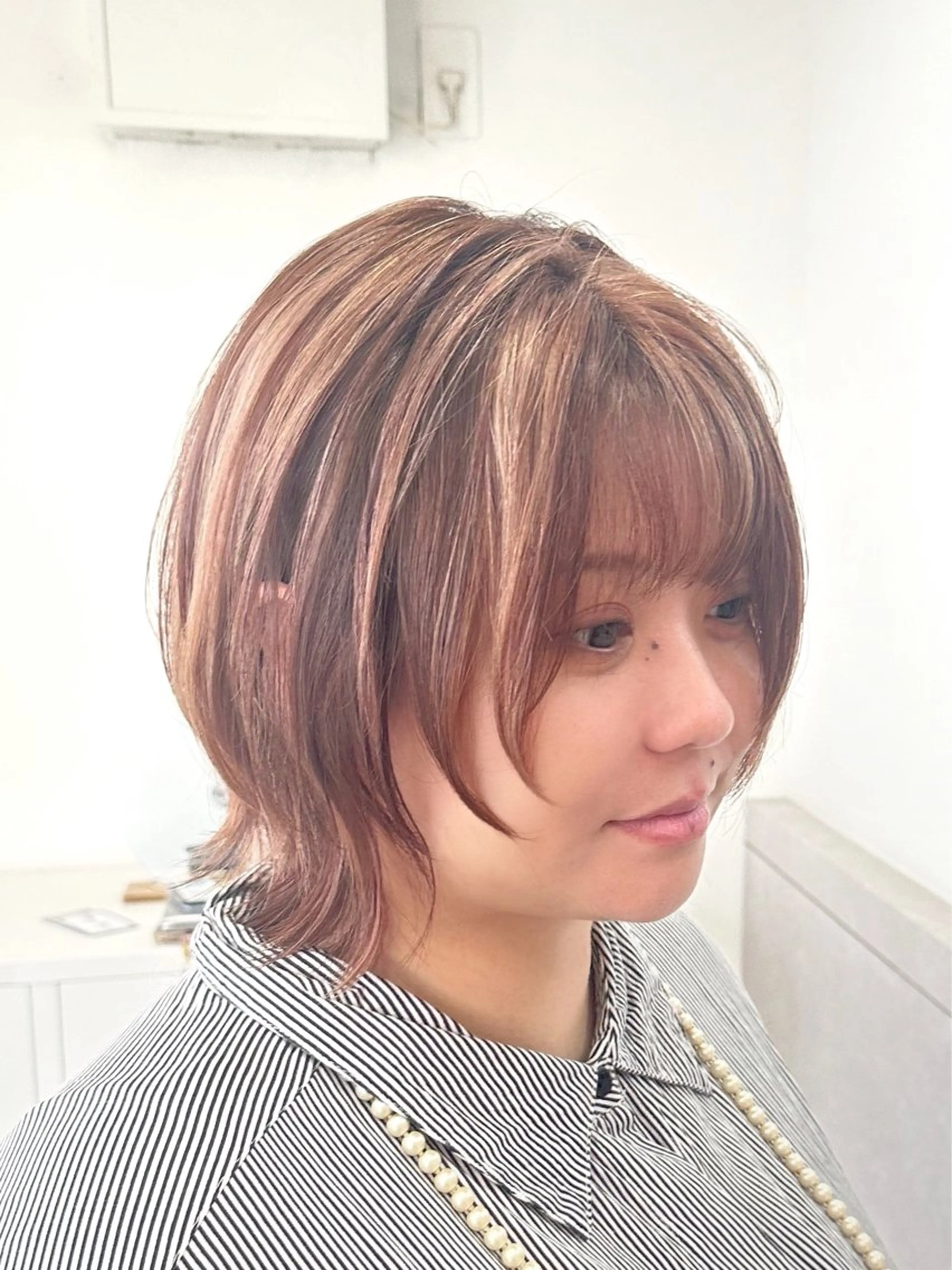 ショート カラー ベージュカラー ブラウンカラー ピンクカラー ピンクベージュ ショートヘア hair salon suiw所属・ハイトーンショート 特化‬吉田義隆のヘアスタイル