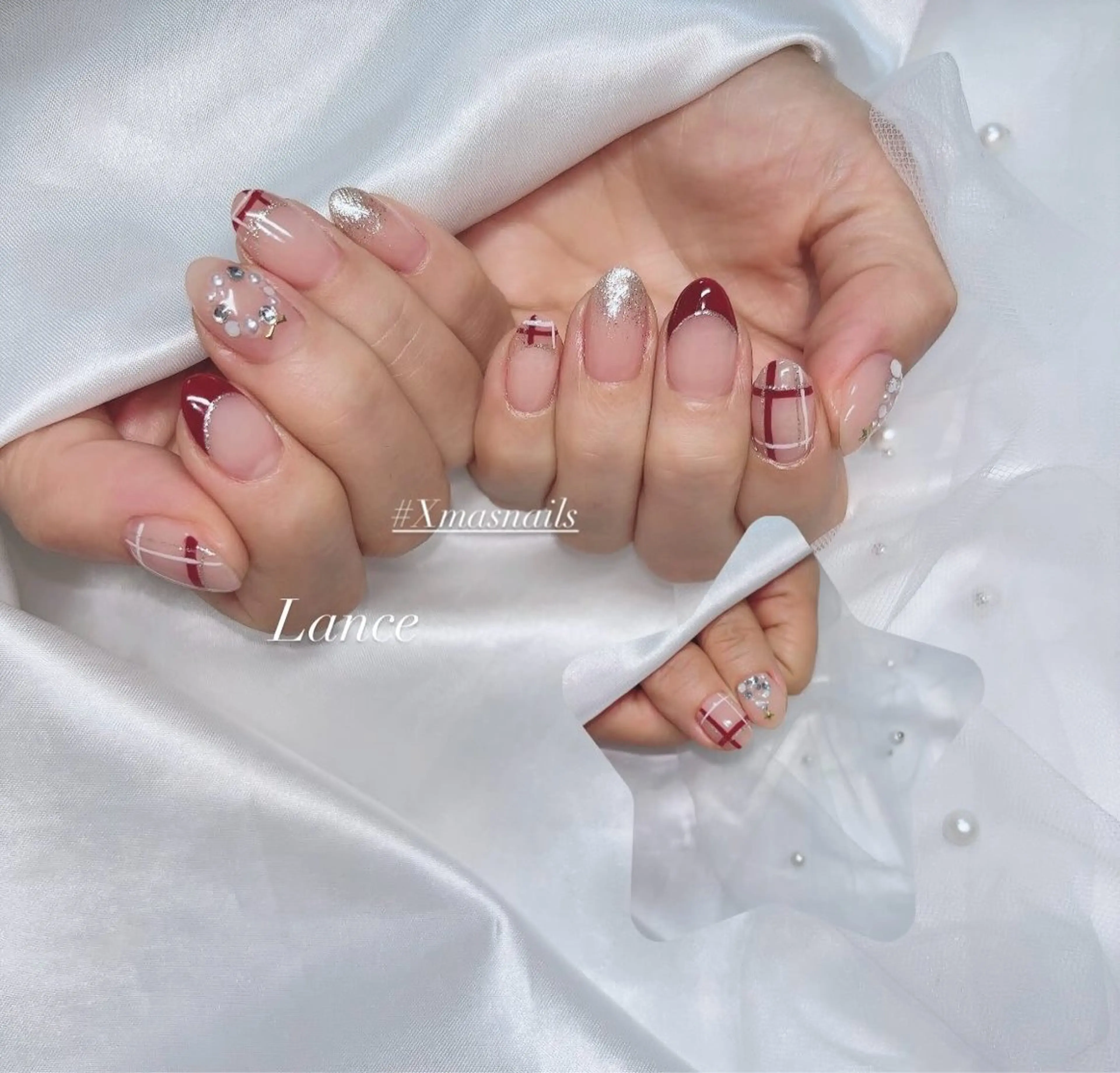 ネイル キラキラネイル 韓国ネイル 冬ネイル クリスマス ハンドネイル Lance nailのネイルデザイン