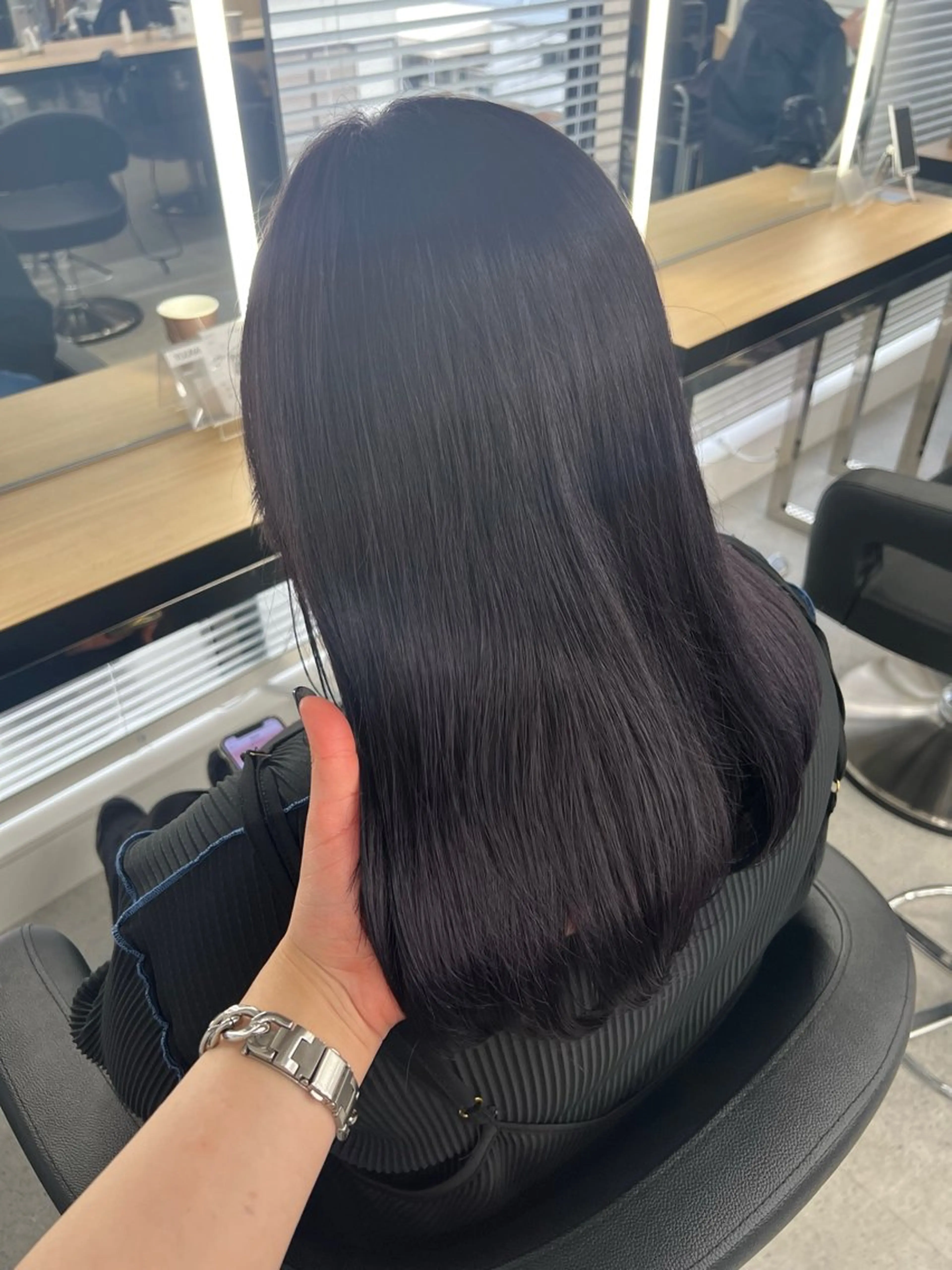 ロング カラー ヘアカラー 暗髪🩶ラベンダー/ ブルー/ユウナ🤍のヘアスタイル