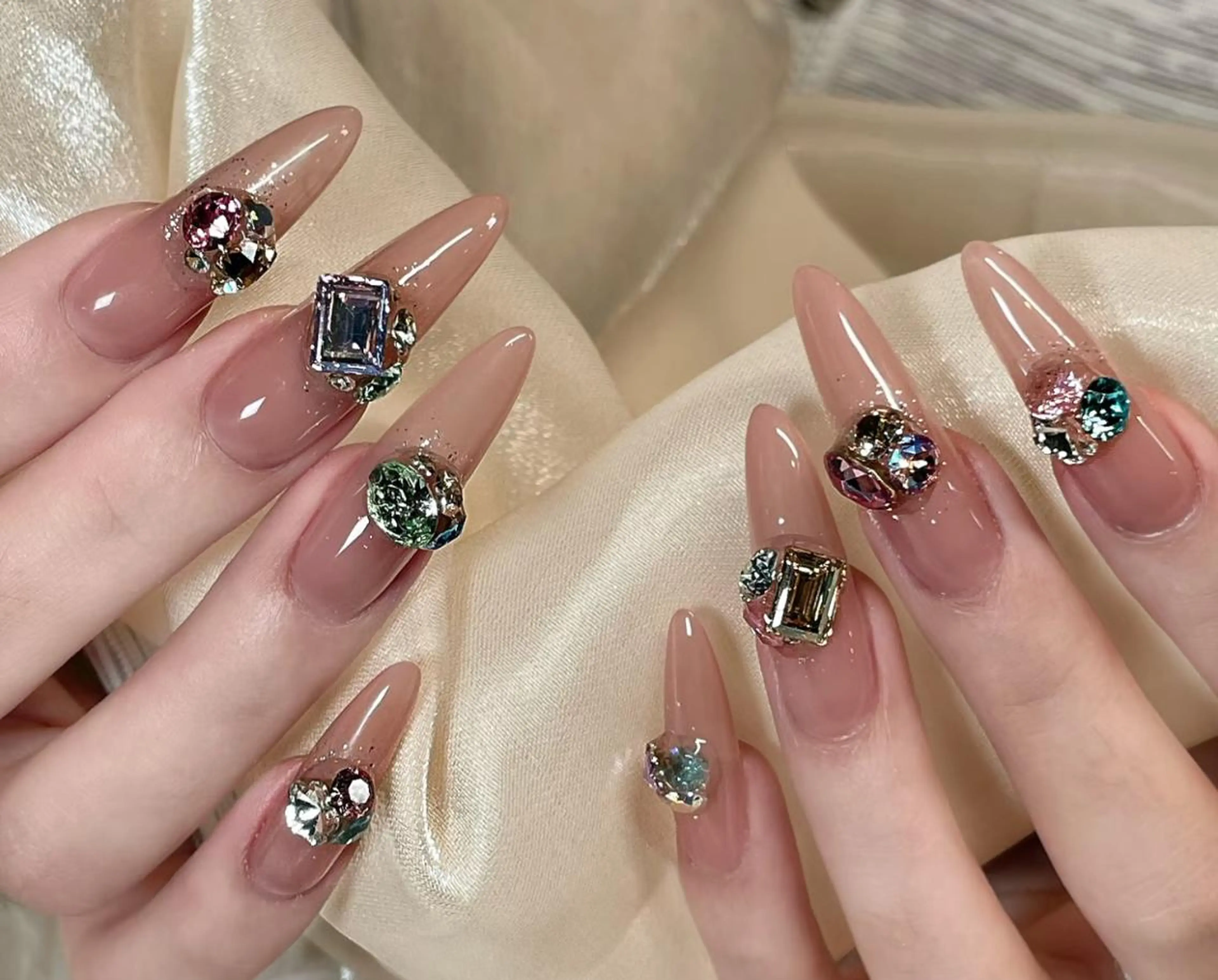 ネイル ハンドネイル 🎀 NaNa_nailのネイルデザイン