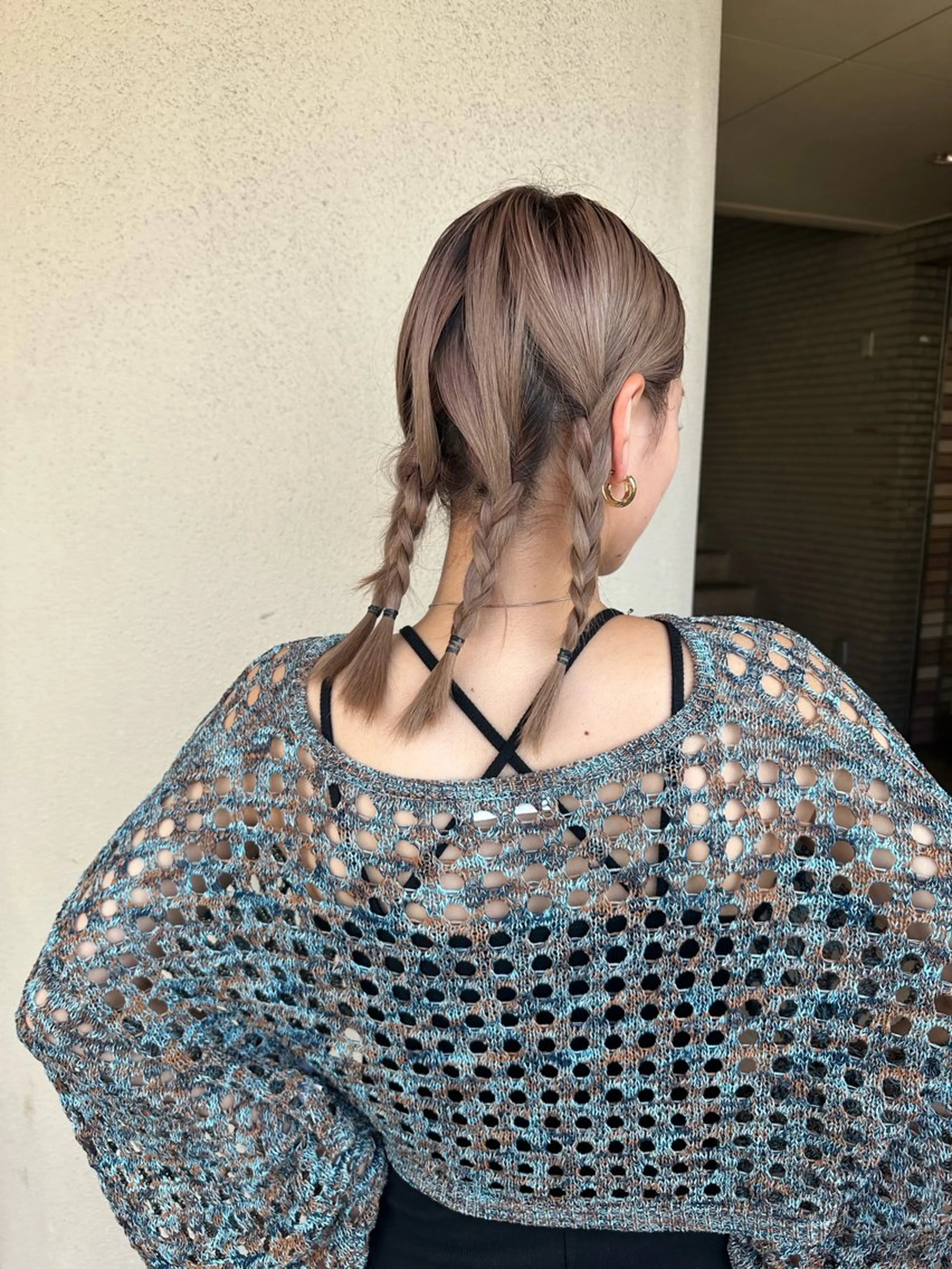 ミディアム regalo 森重ユウのヘアスタイル