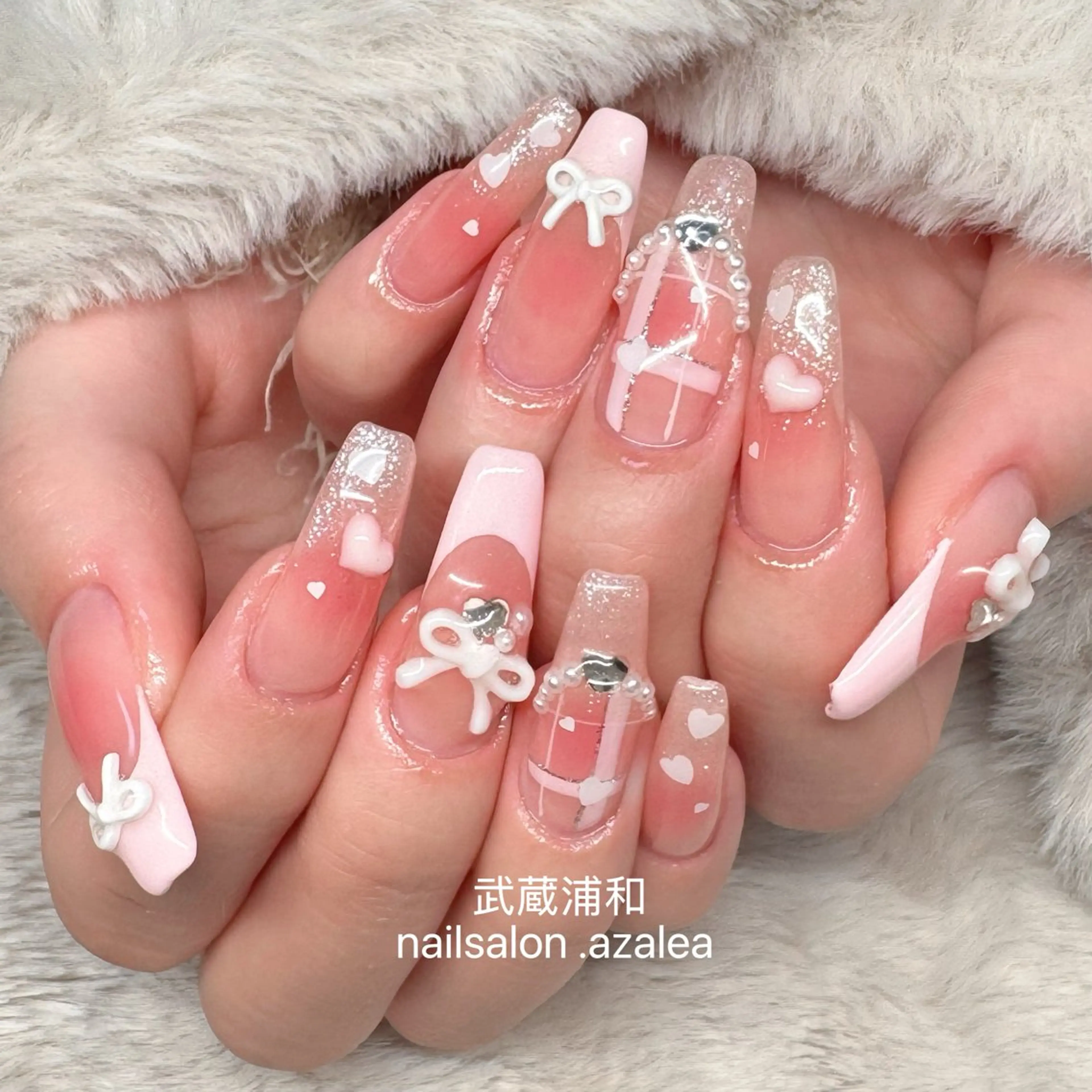 ネイル ハンドネイル R inのネイルデザイン