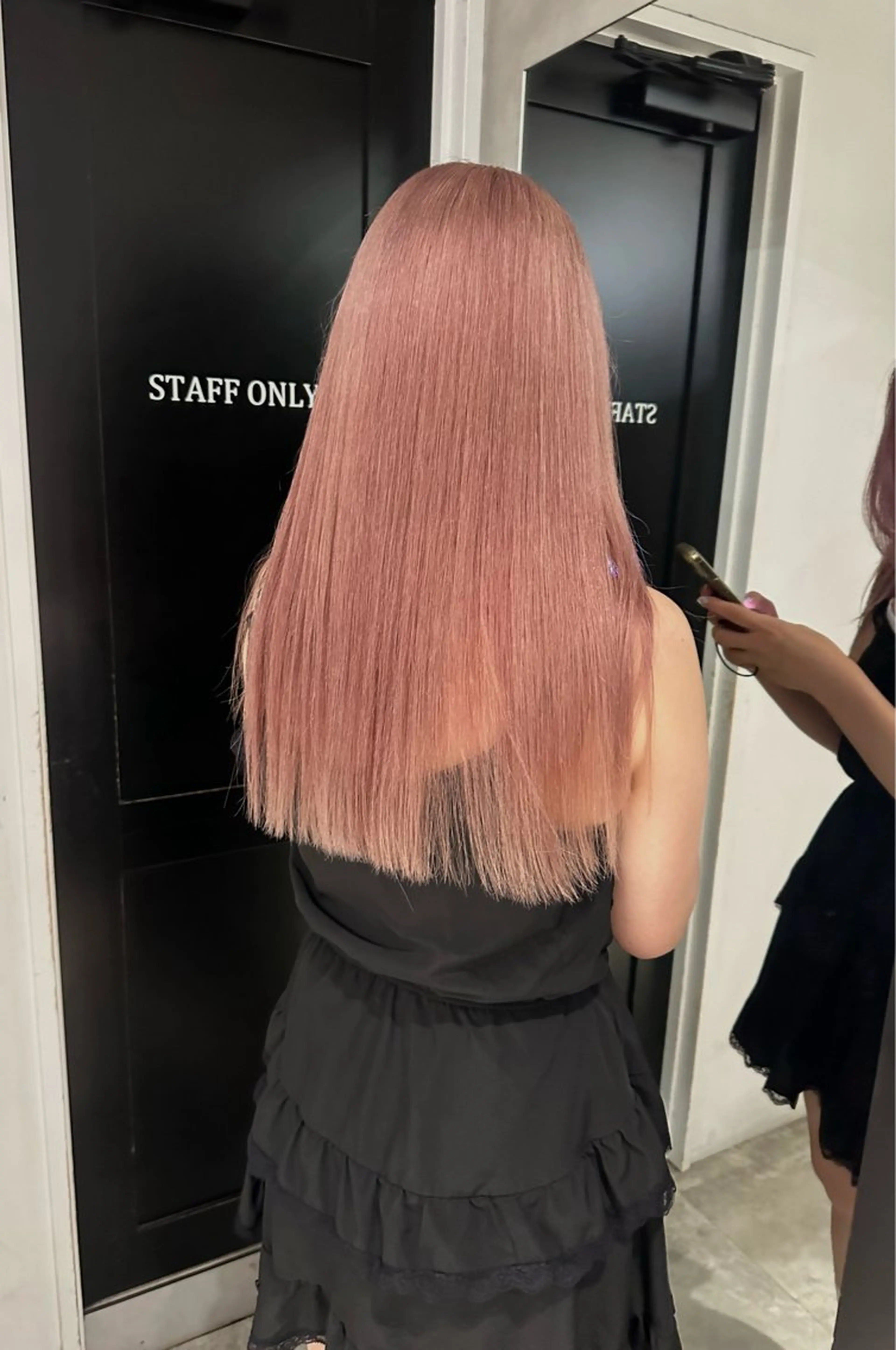 ロング カラー ピンクカラー カット ヘアカラー トリートメント yurika☁️ 似合わせ｜レイヤーのヘアスタイル