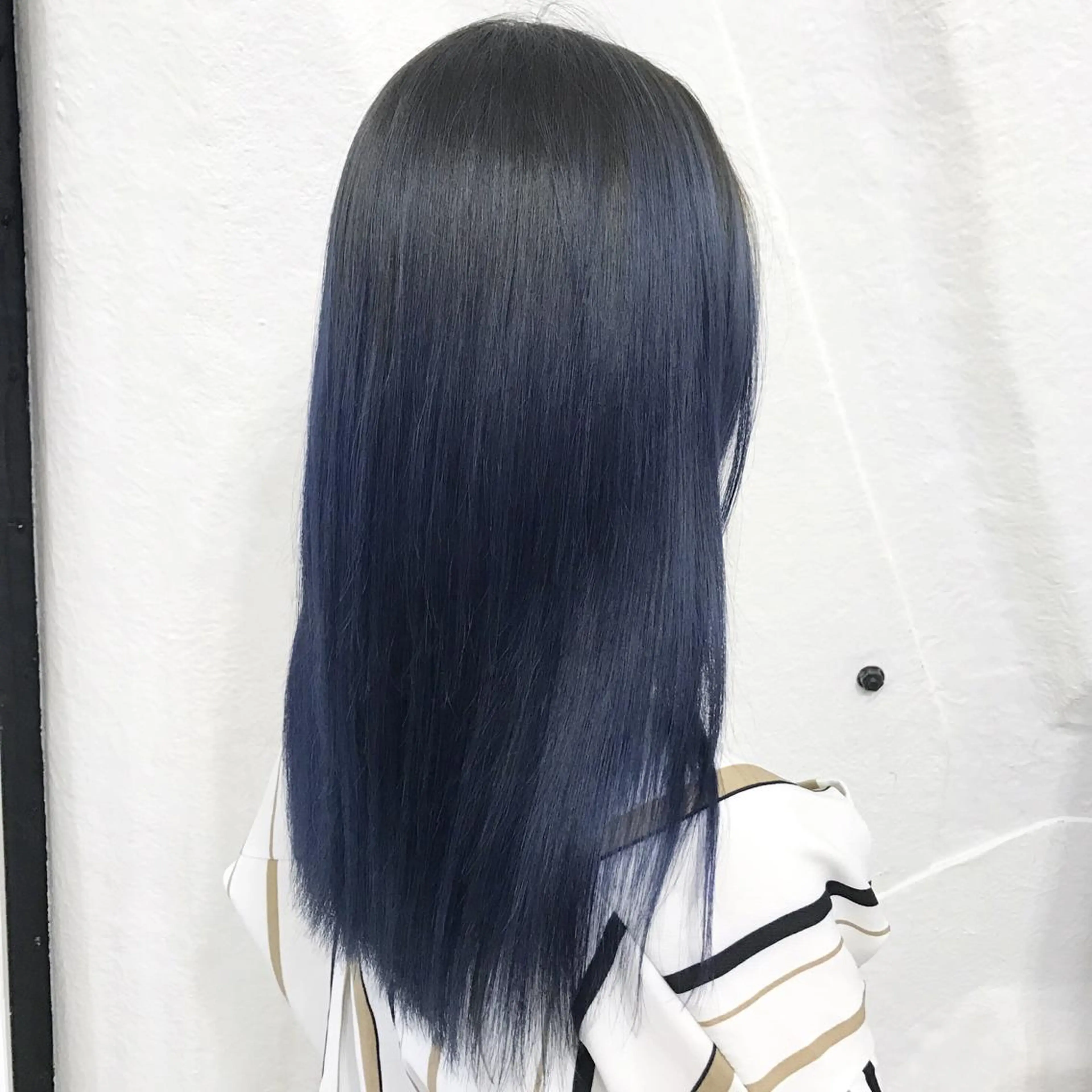 カラー ブリーチ ブルーカラー グラデーションカラー サロウィン所属・K-POP好き美容師 🇰🇷Kai.Yのヘアスタイル