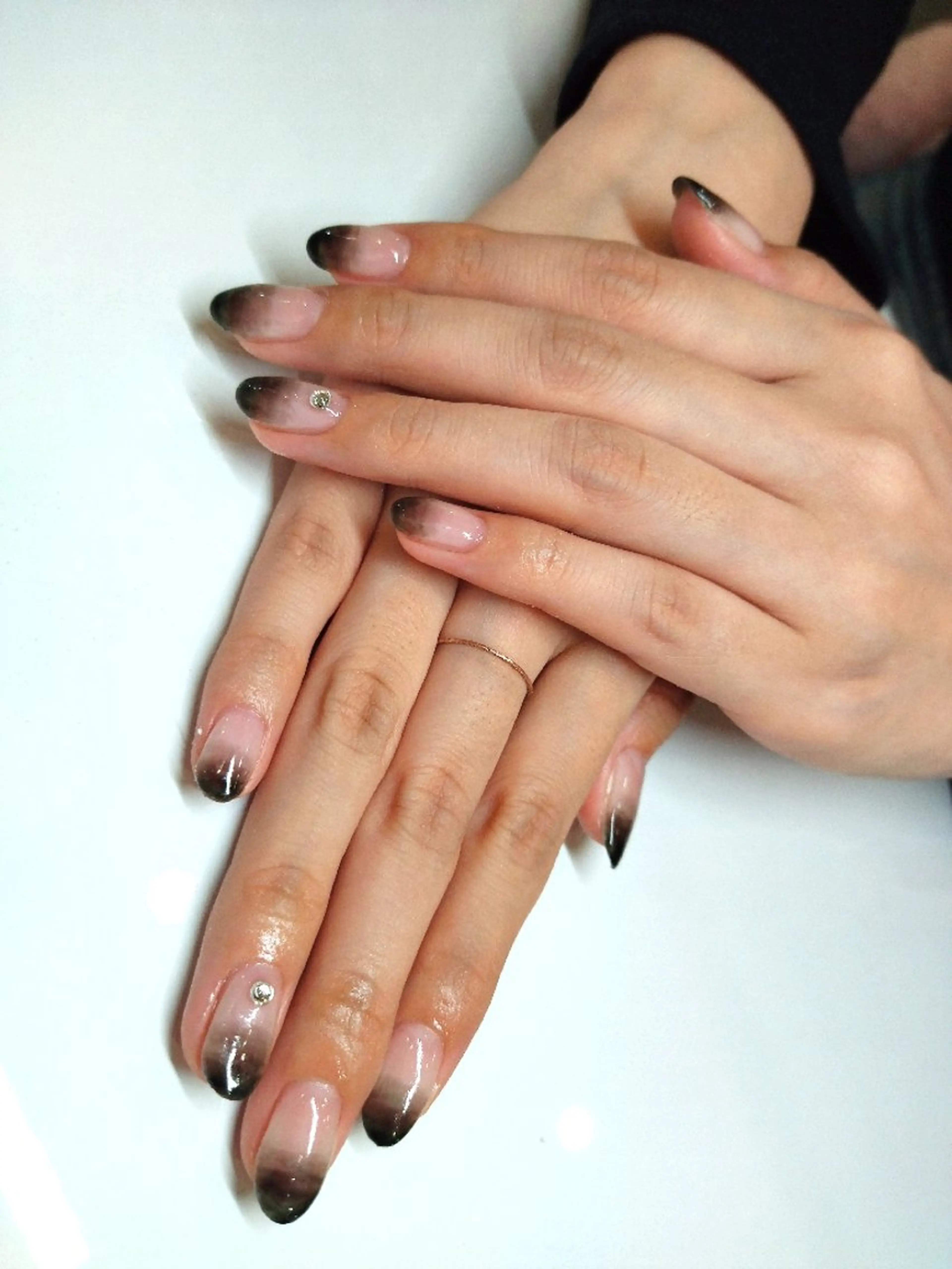 ネイル ハンドネイル 鐙 桃華のネイルデザイン