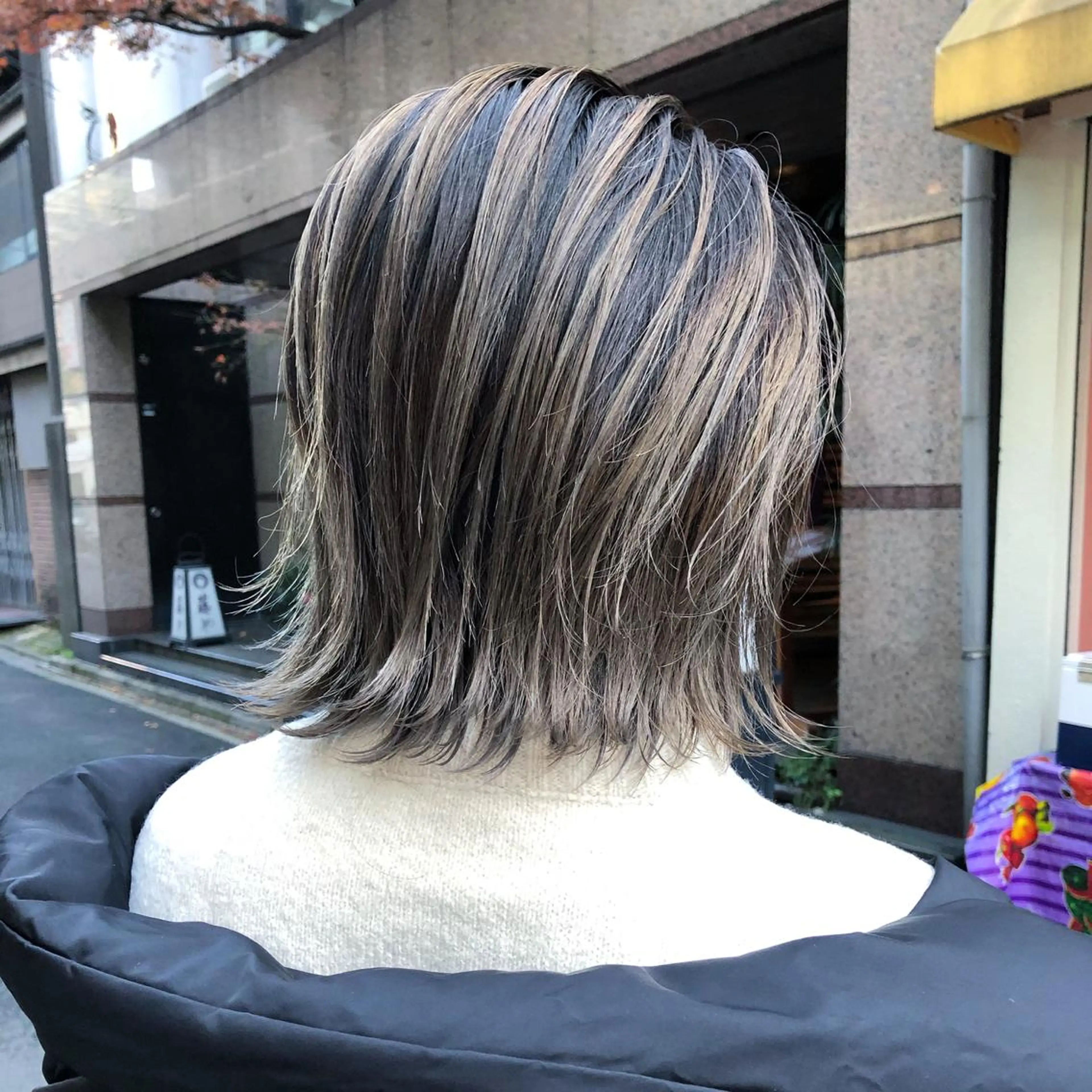 ショート カラー バレイヤージュ グレージュ レイヤーカット ヘアカラー トリートメント Tao所属・藤川 大智のヘアスタイル