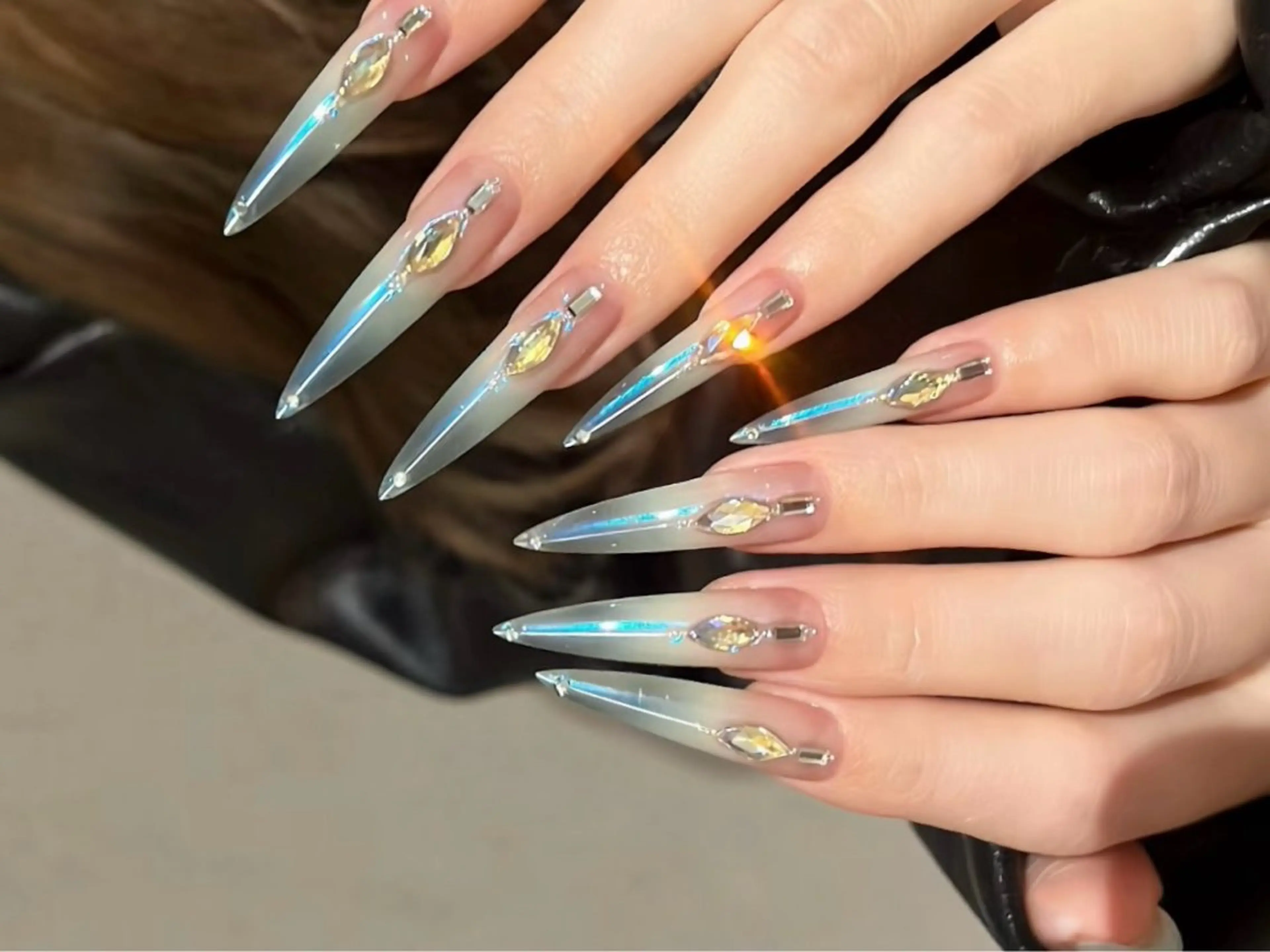 ネイル アートネイル チークネイル 長さ出し フットネイル ジェルネイル ハンドネイル ハンドケア ラッキーネイルサロン 西川口東口店のネイルデザイン