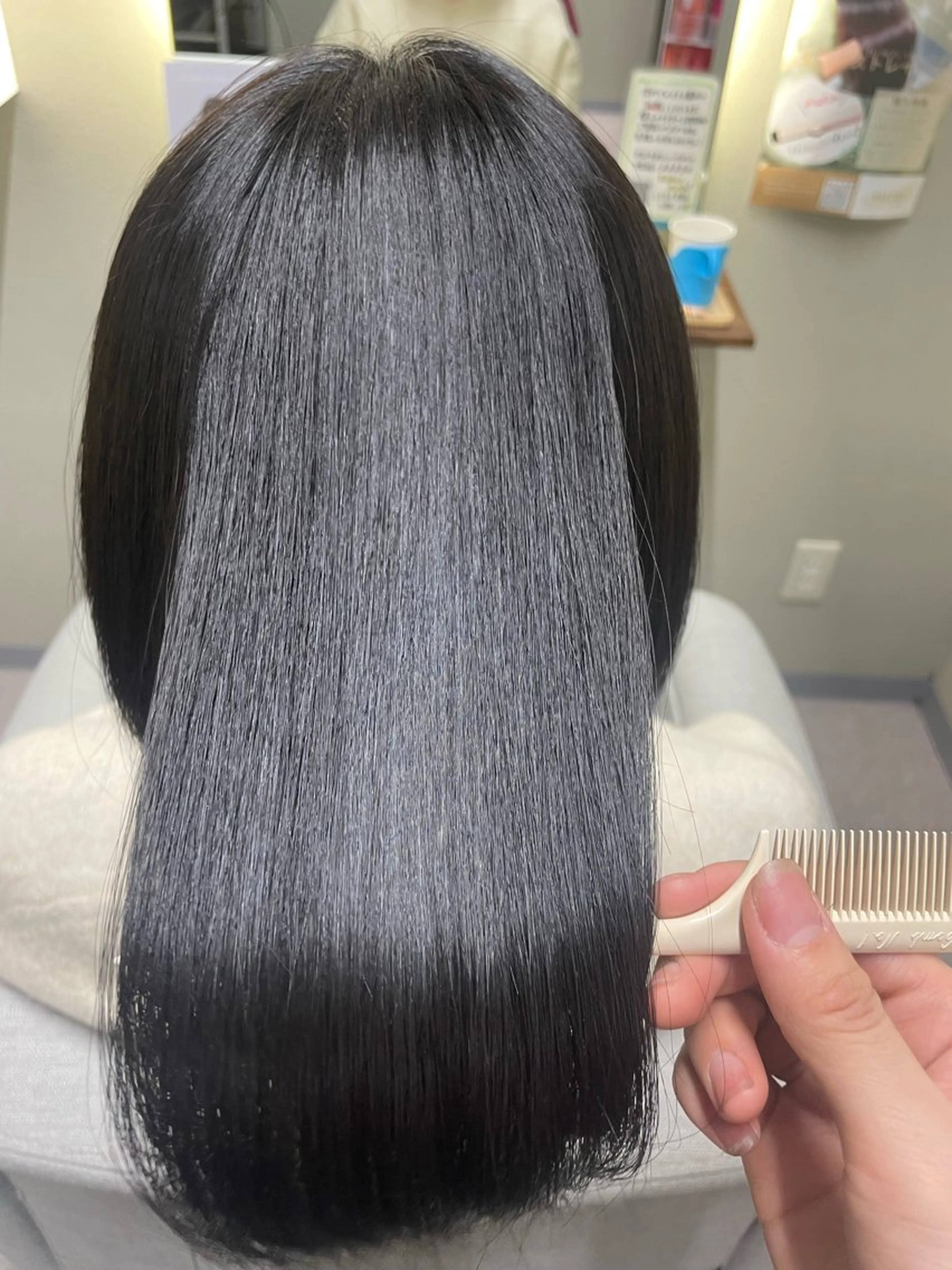 ショート 縮毛矯正 板垣 咲希のヘアスタイル